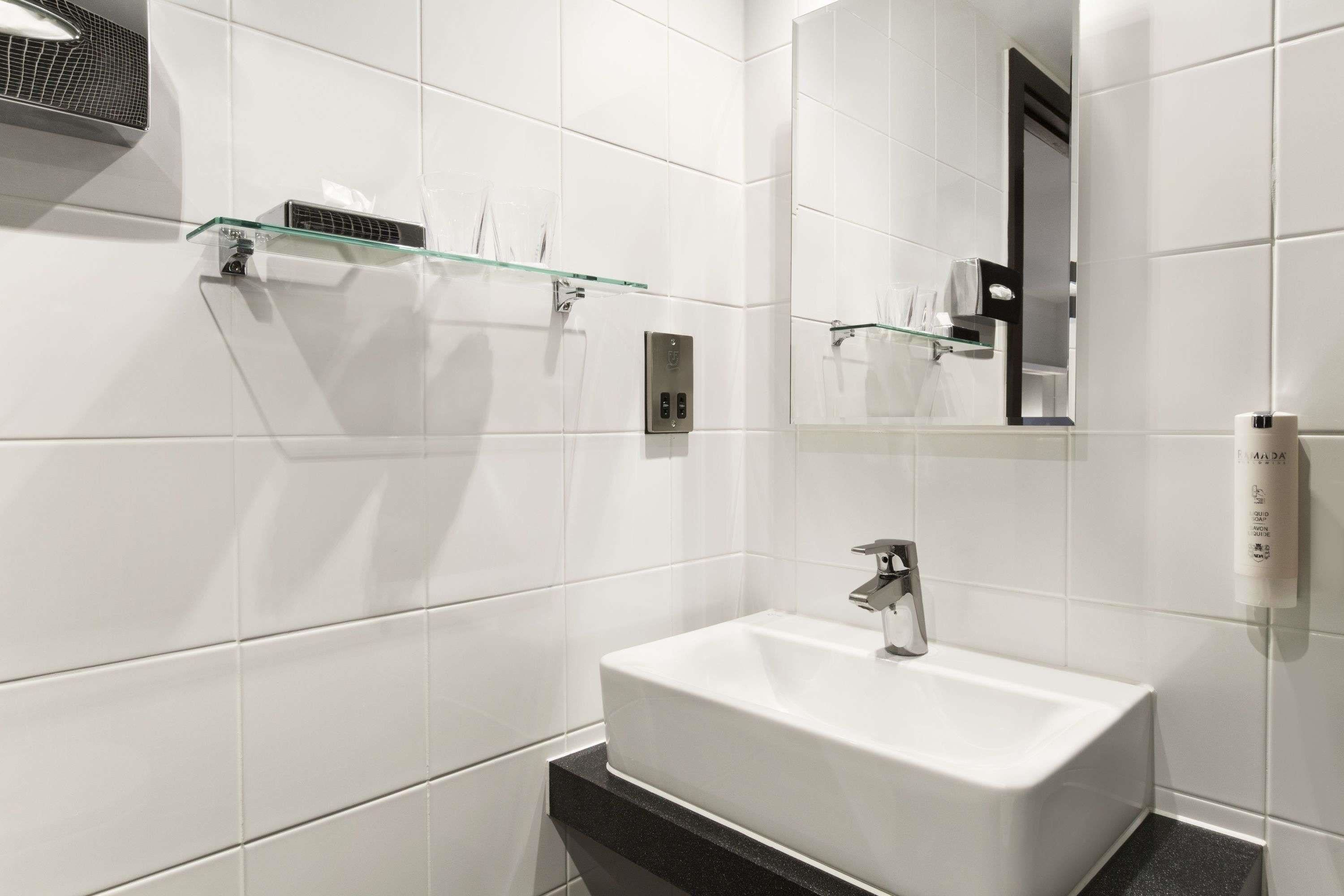 Ramada by Wyndham Oxford Ramada by Wyndham Oxford