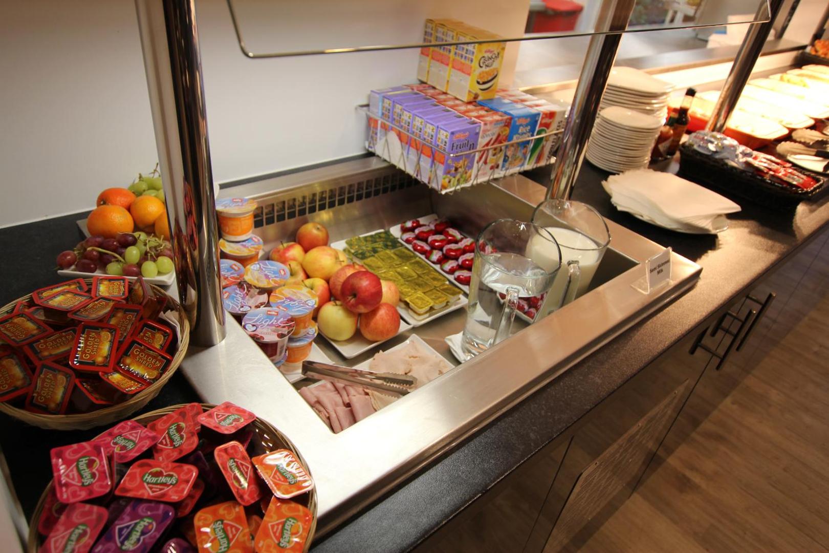 Ramada by Wyndham Oxford Ramada by Wyndham Oxford