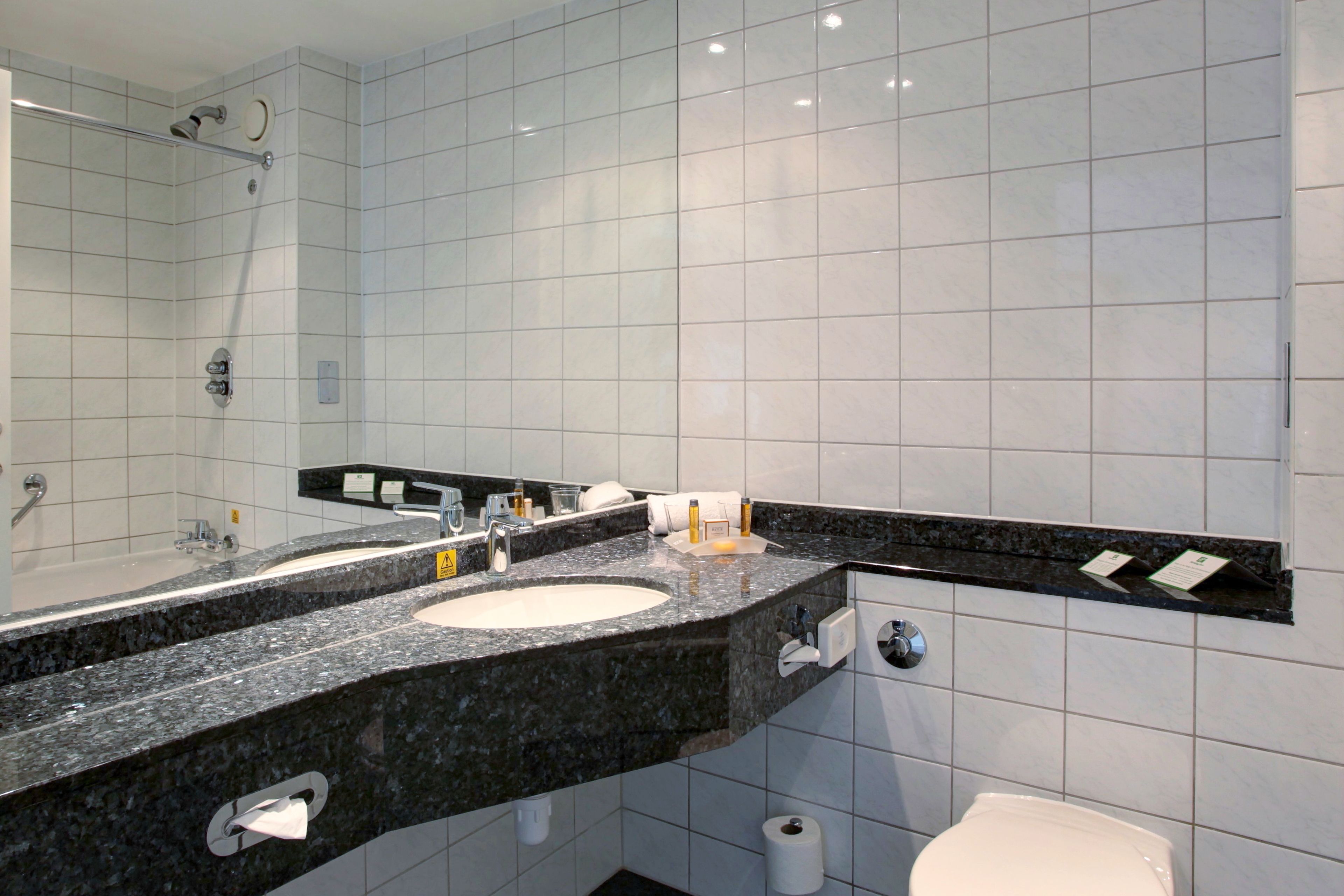 B&B HOTEL London Heathrow