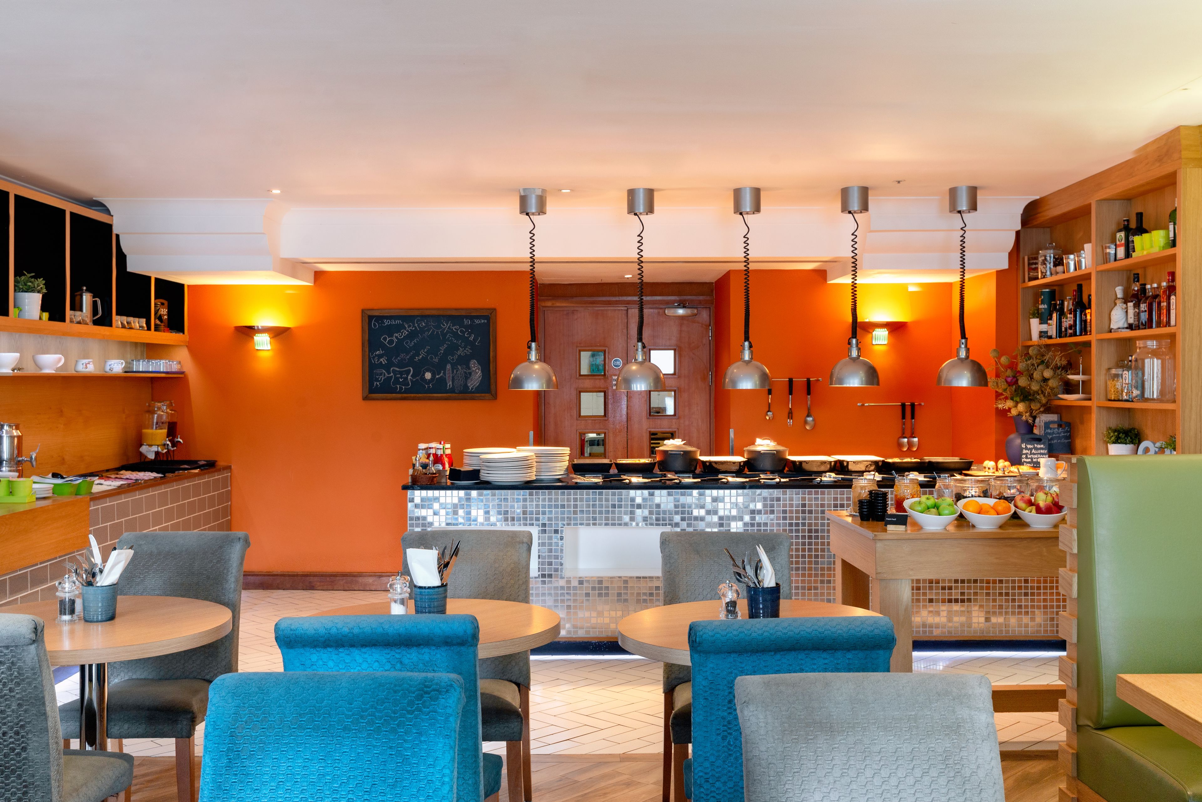 B&B HOTEL London Heathrow