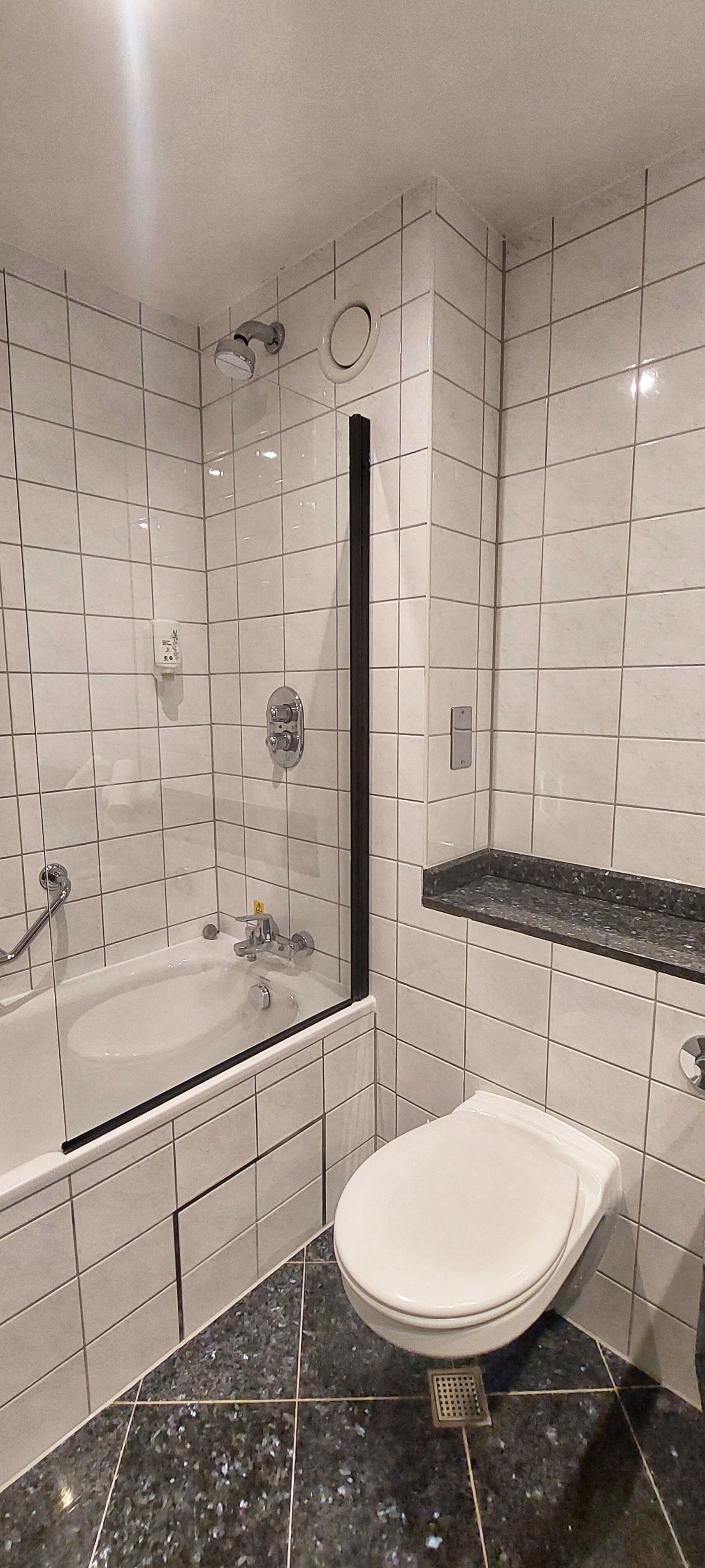 B&B HOTEL London Heathrow