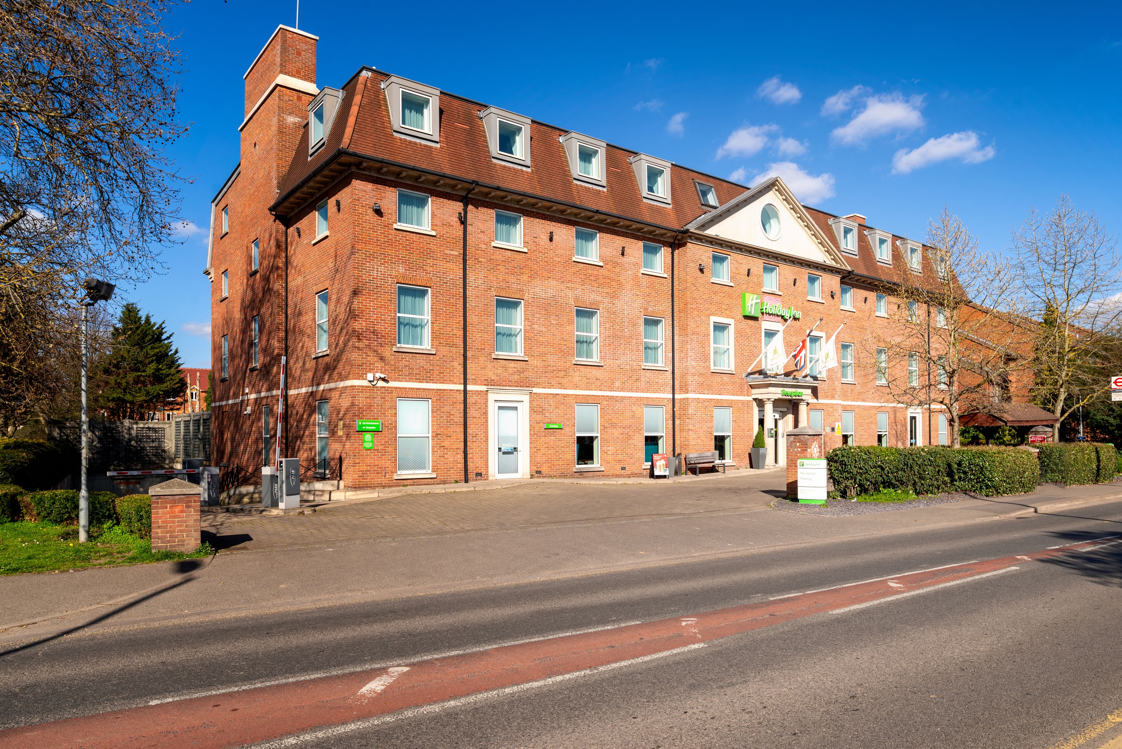 B&B HOTEL London Heathrow