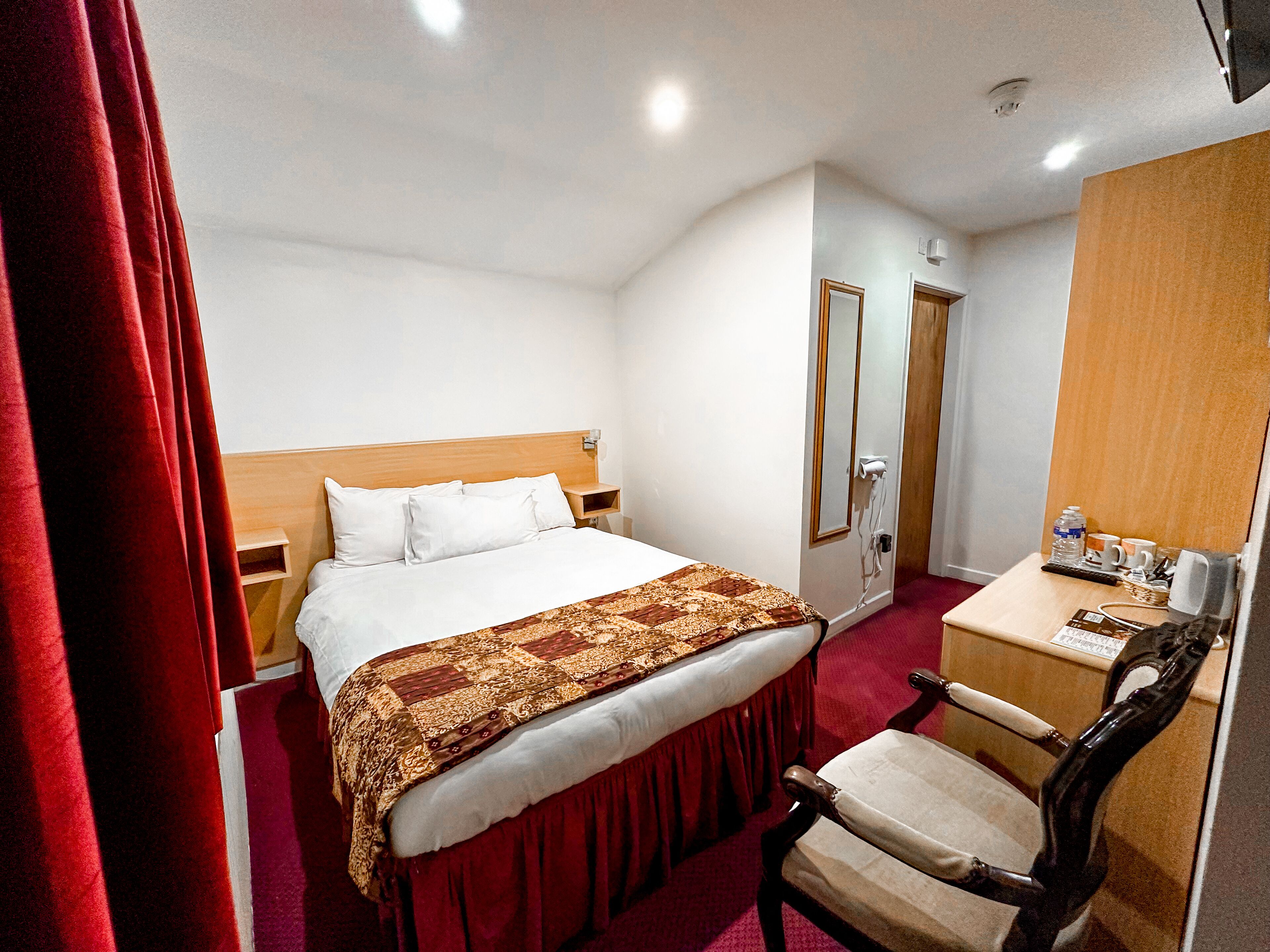 Royal Square Hotel - NEC and Birmingham Airport Royal Square Hotel - NEC and Birmingham Airport