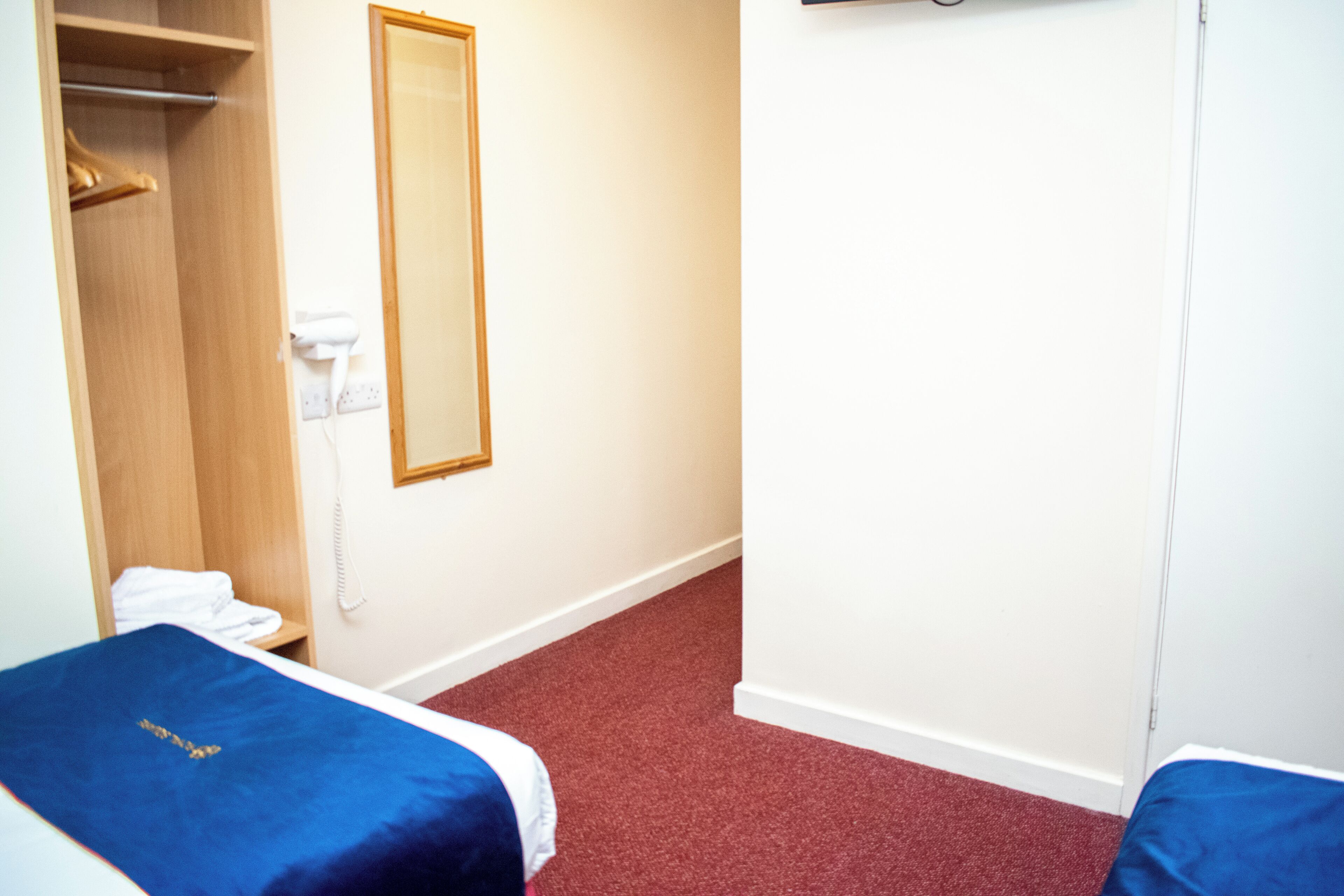 Royal Square Hotel - NEC and Birmingham Airport Royal Square Hotel - NEC and Birmingham Airport