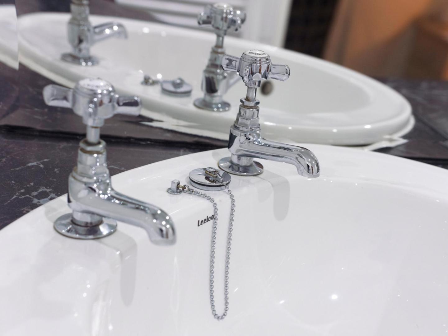 The Avenue Hotel The Avenue Hotel