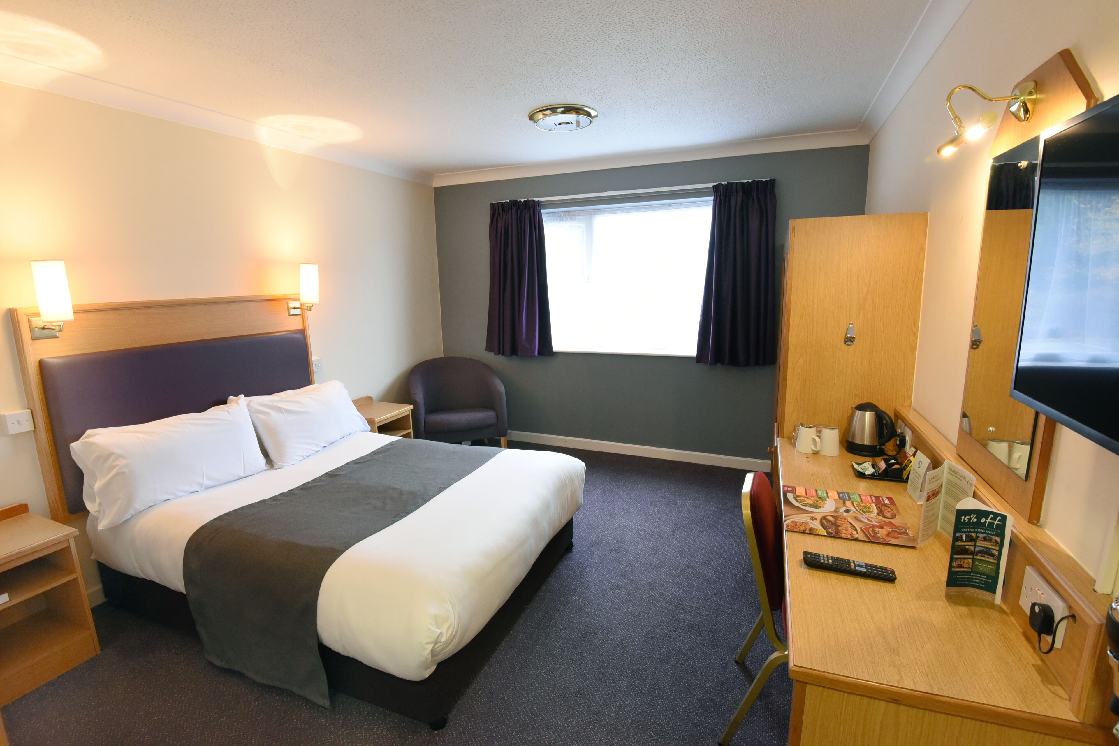 The Royal Oak by Greene King inns