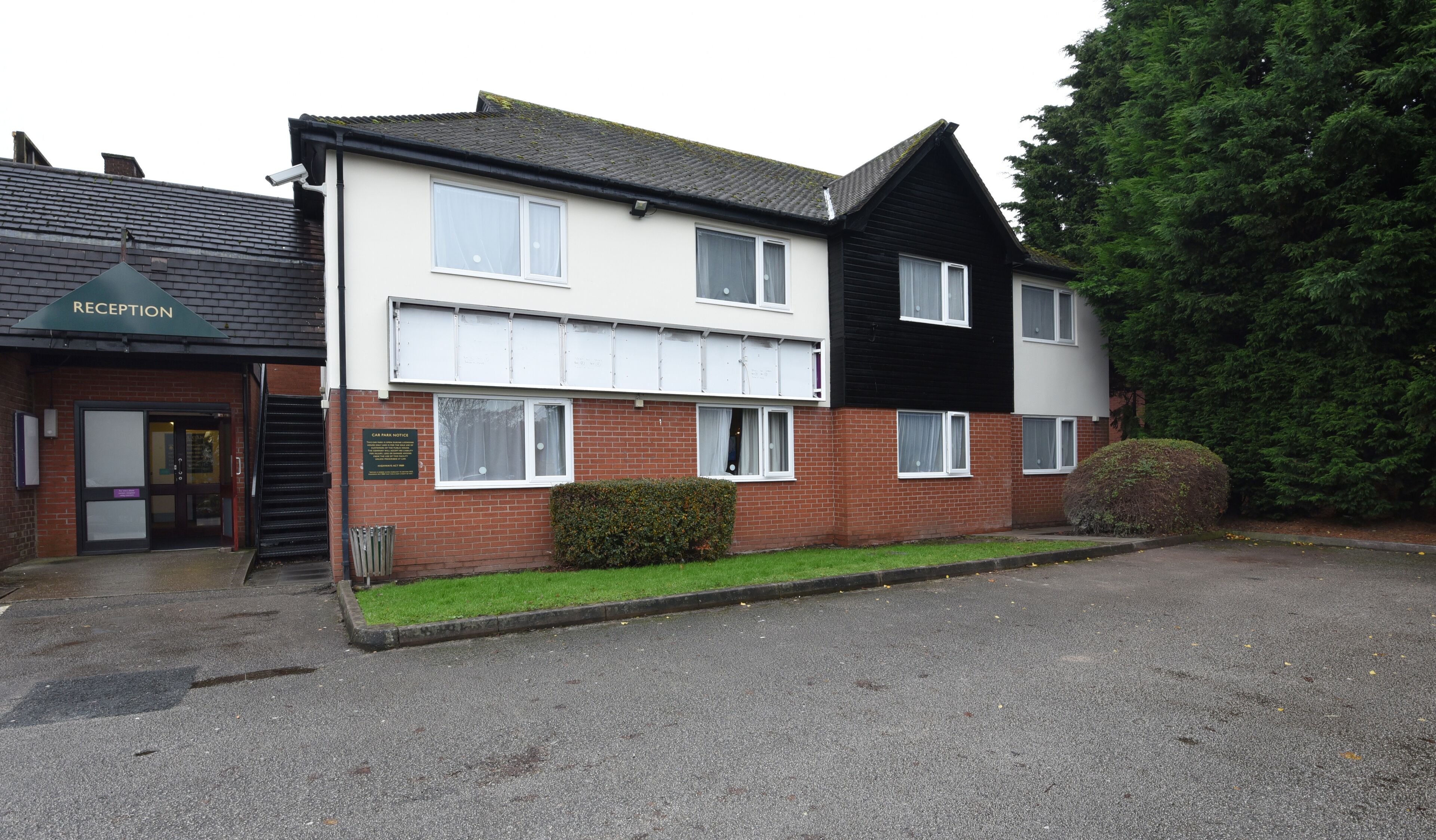 The Royal Oak by Greene King inns