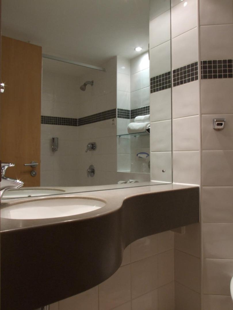 Ramada by Wyndham Wakefield