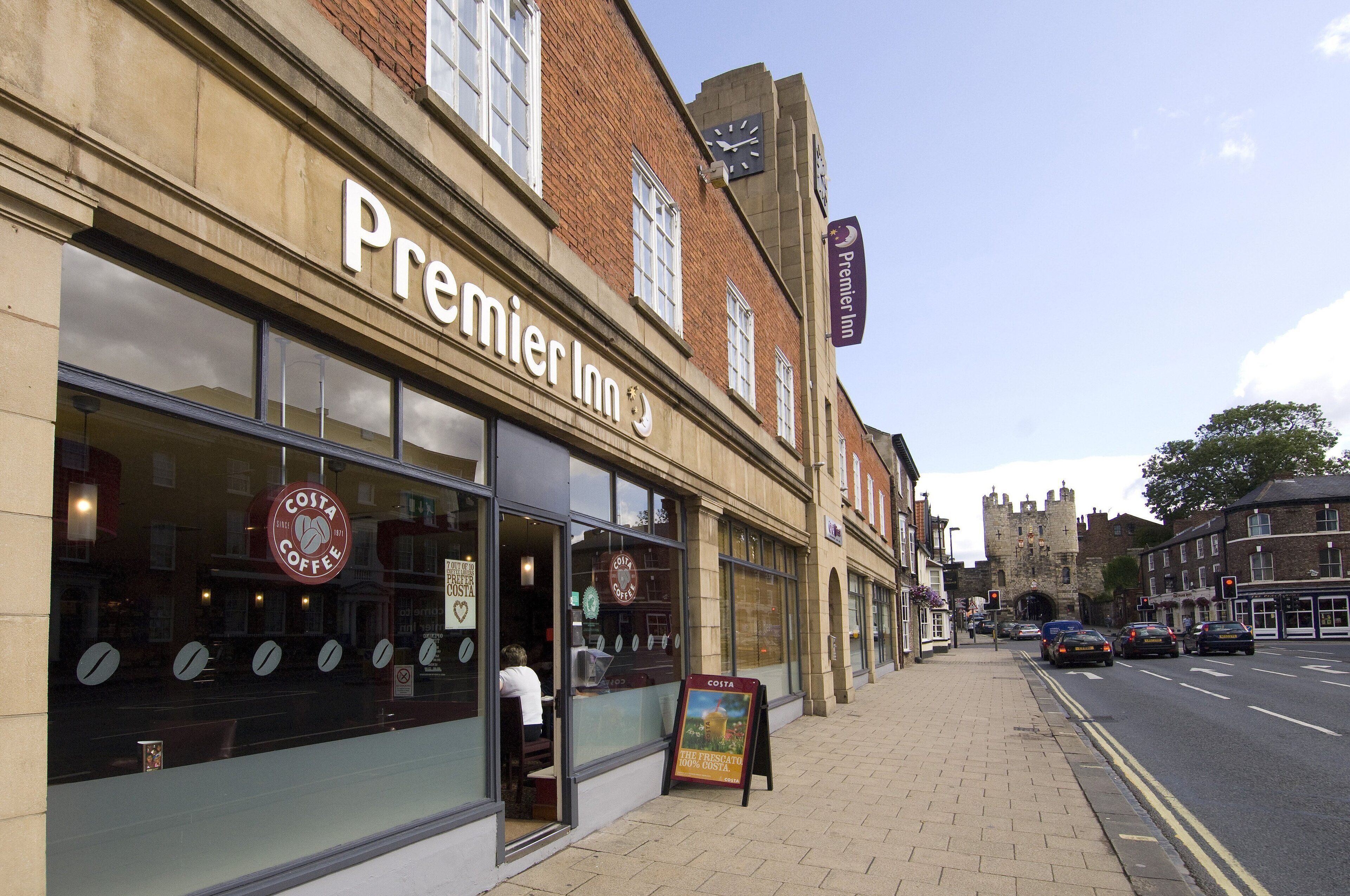 Premier Inn York City (Blossom St North) Hotel