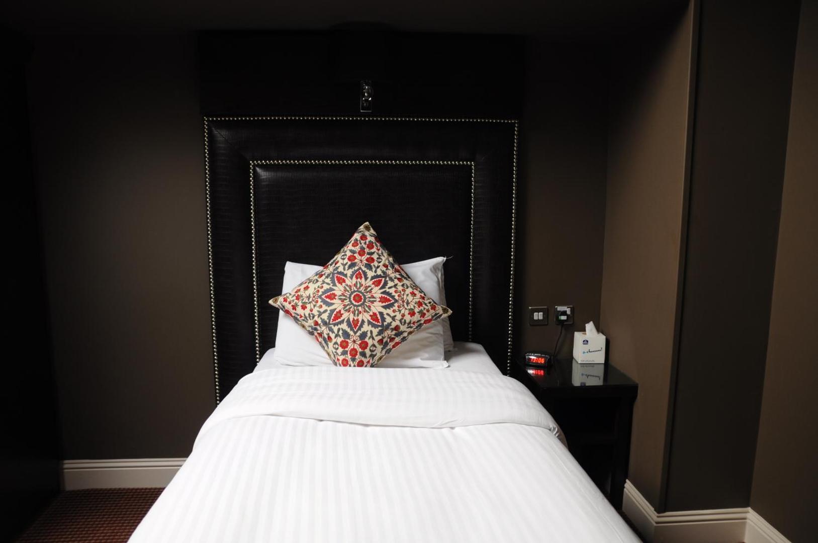 Eglinton Arms Hotel, Premier Collection