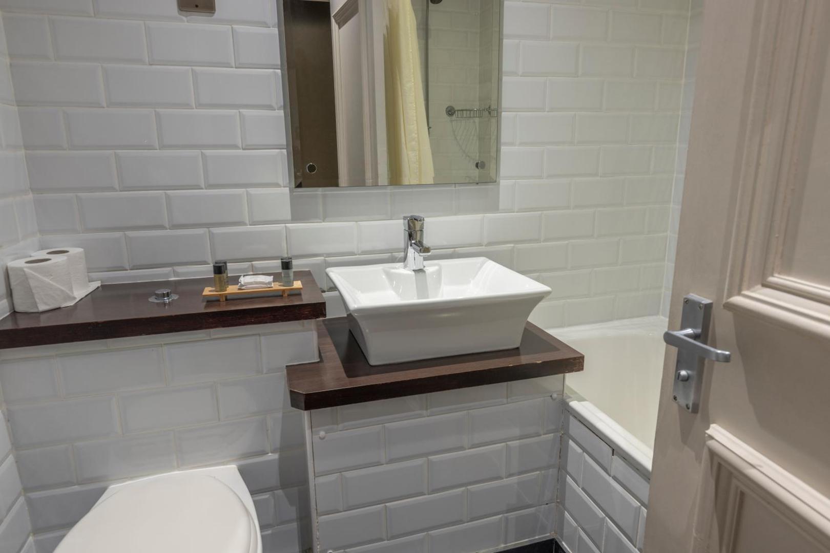 Eglinton Arms Hotel, Premier Collection