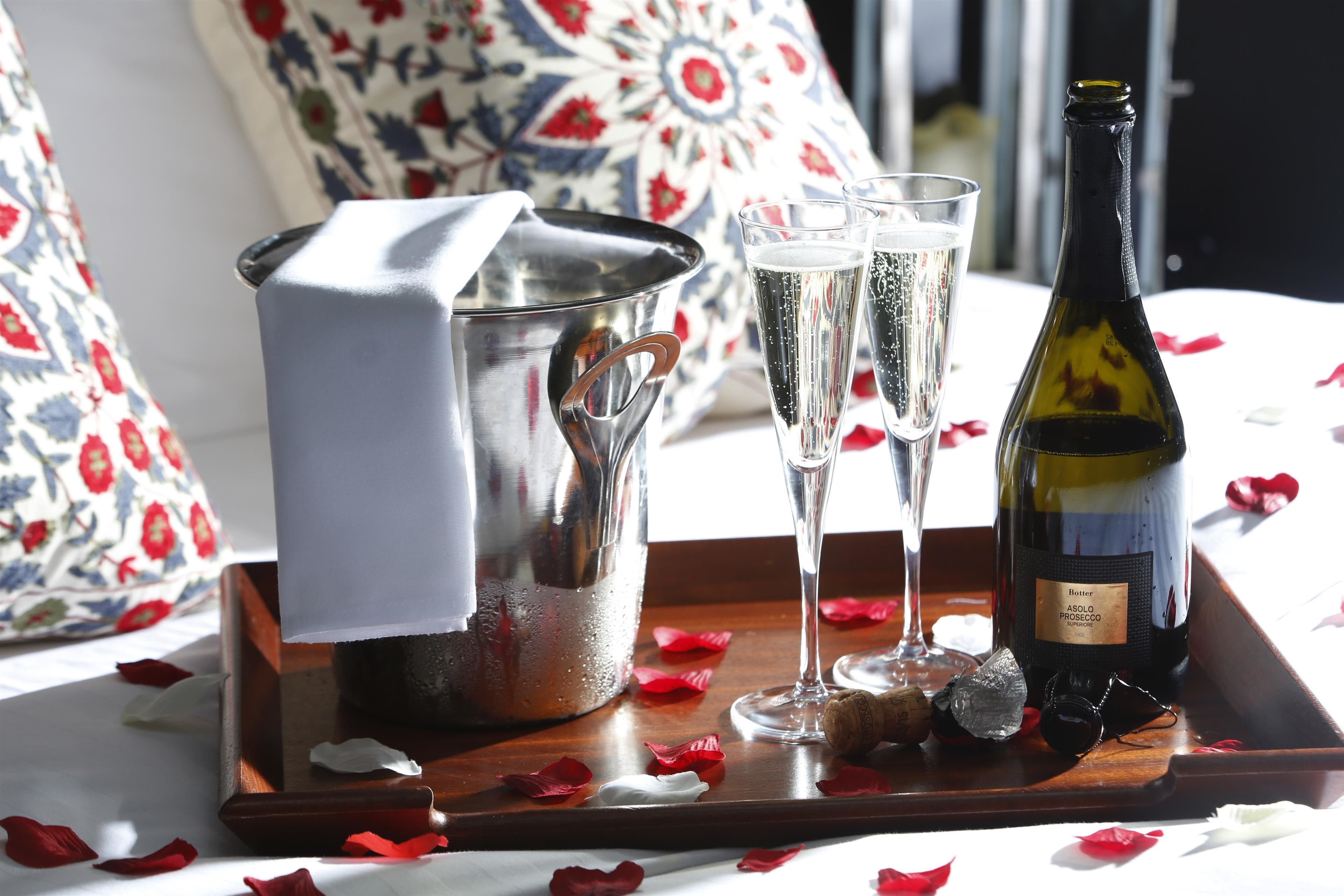 Eglinton Arms Hotel, Premier Collection