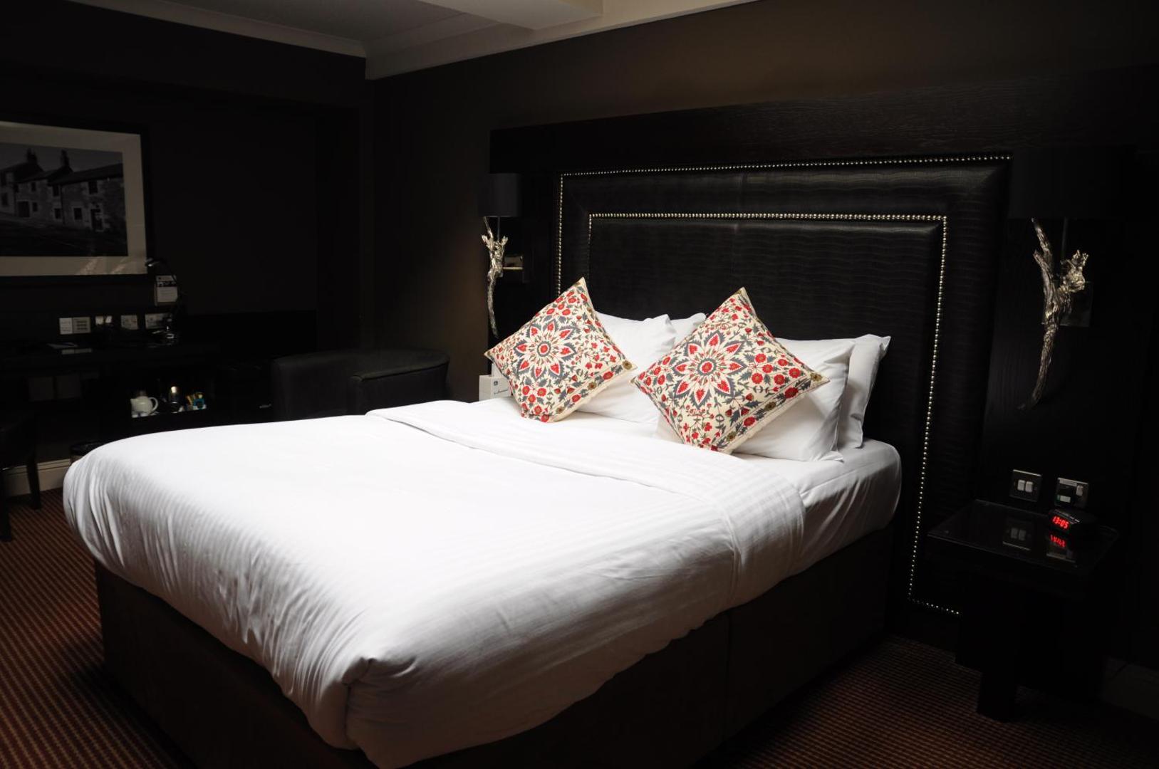 Eglinton Arms Hotel, Premier Collection