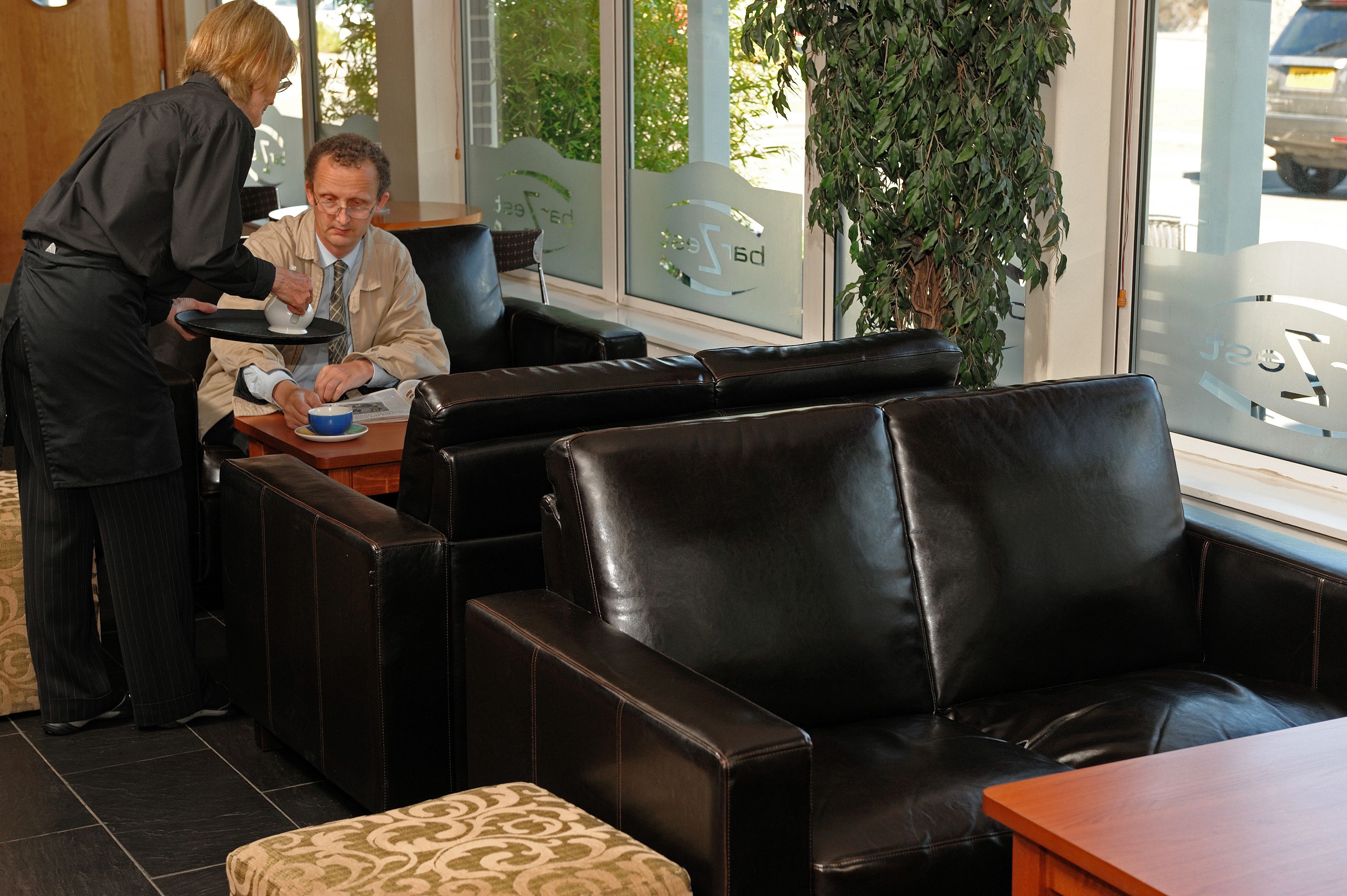 Best Western Kings Manor Hotel