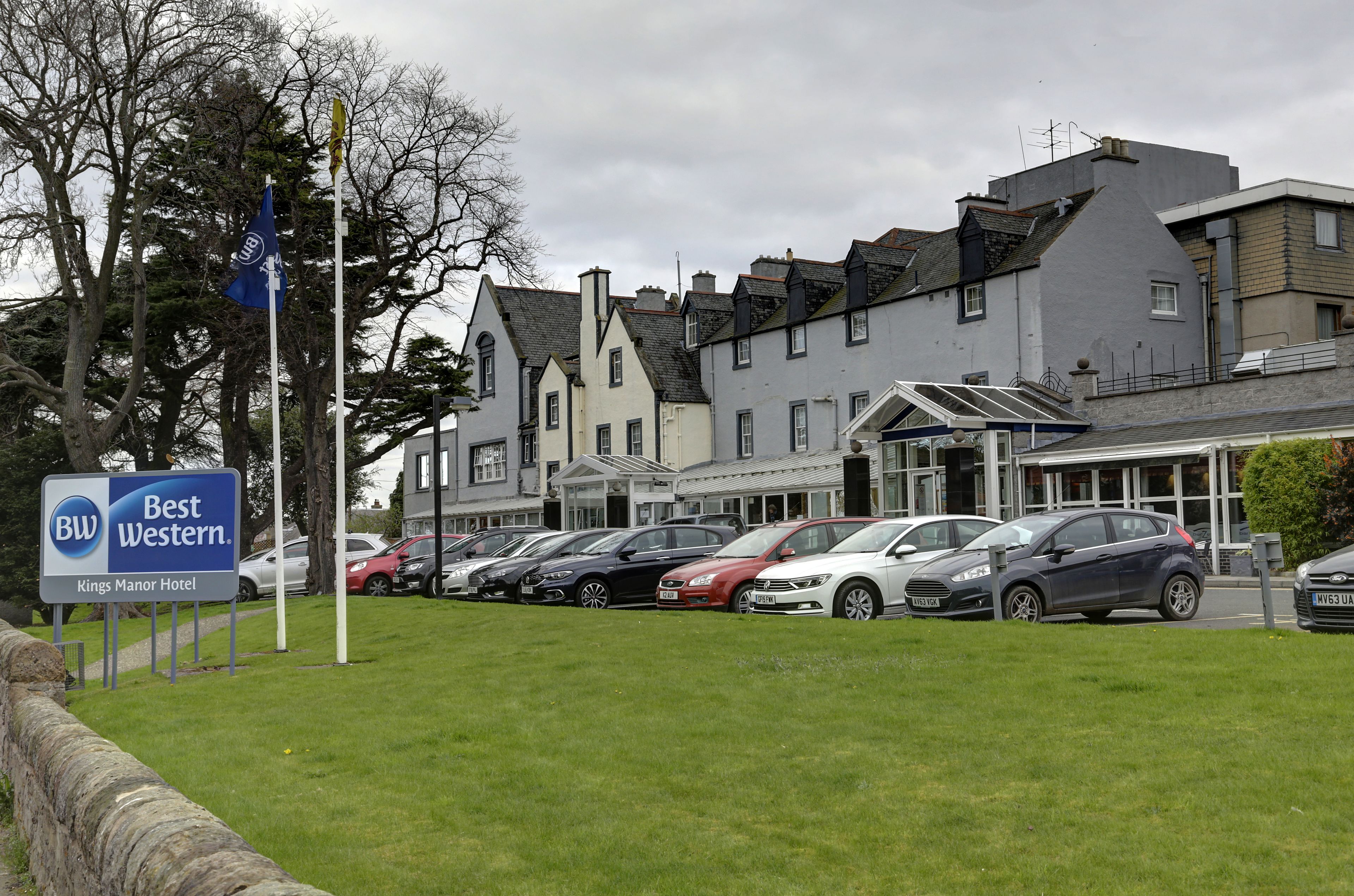 Best Western Kings Manor Hotel