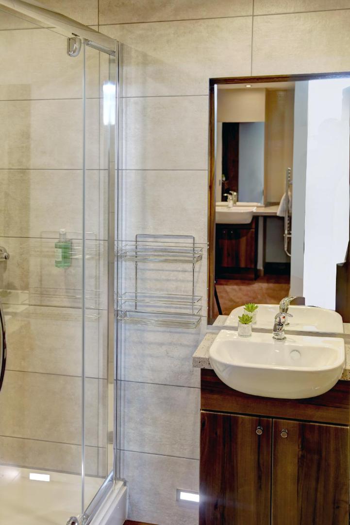 Best Western Kings Manor Hotel