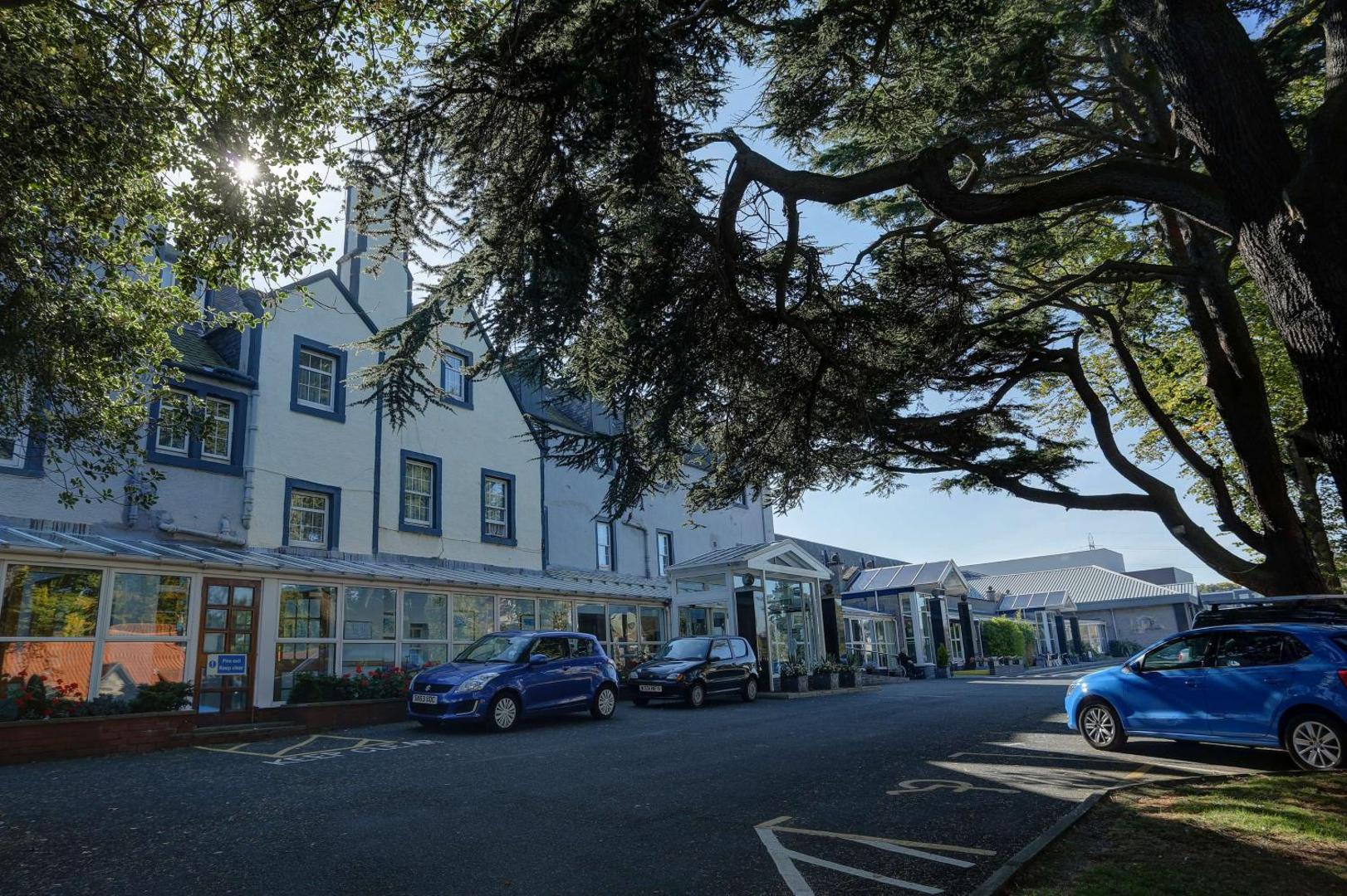 Best Western Kings Manor Hotel