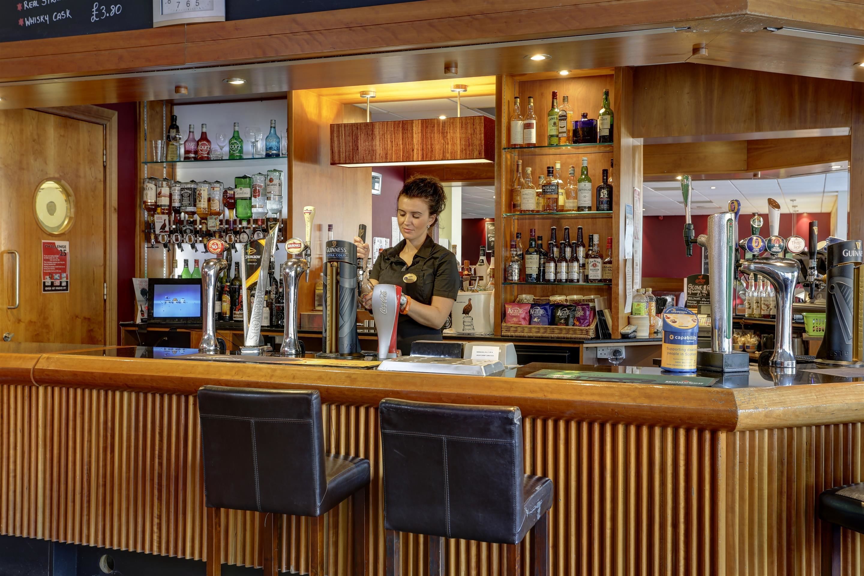 Best Western Kings Manor Hotel