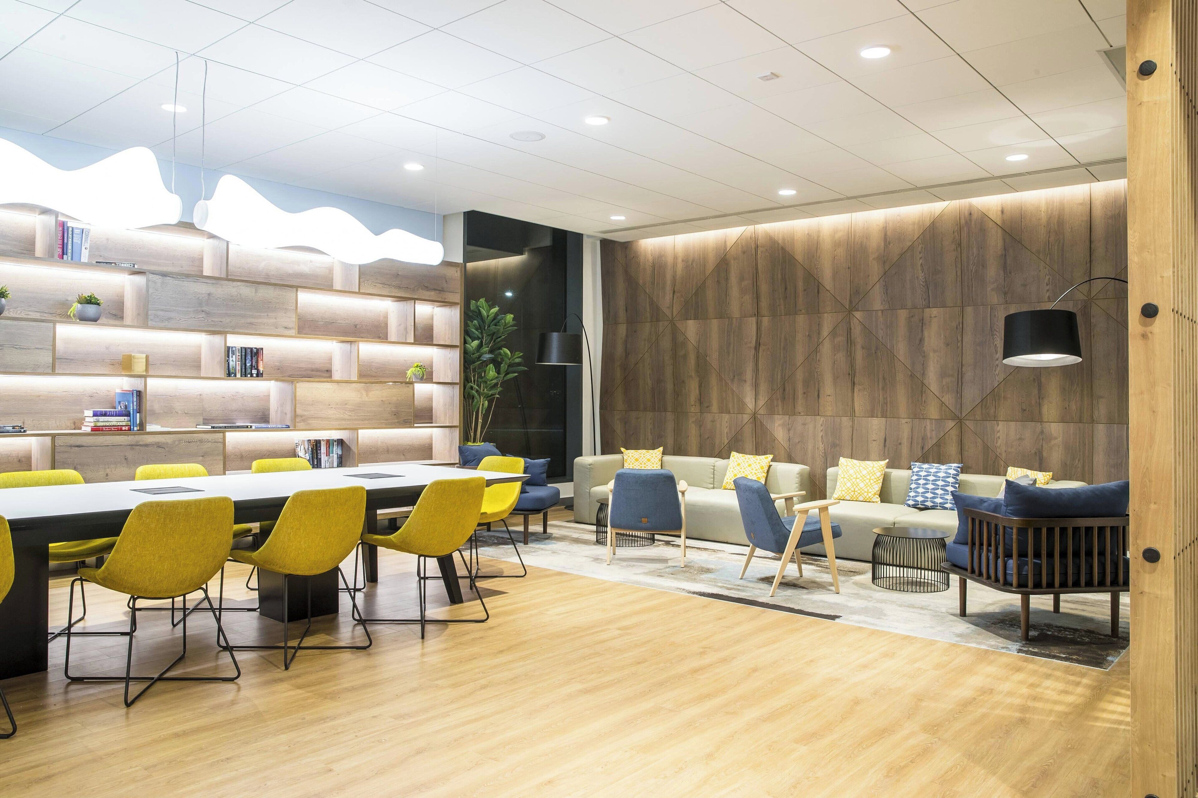 Courtyard Edinburgh West