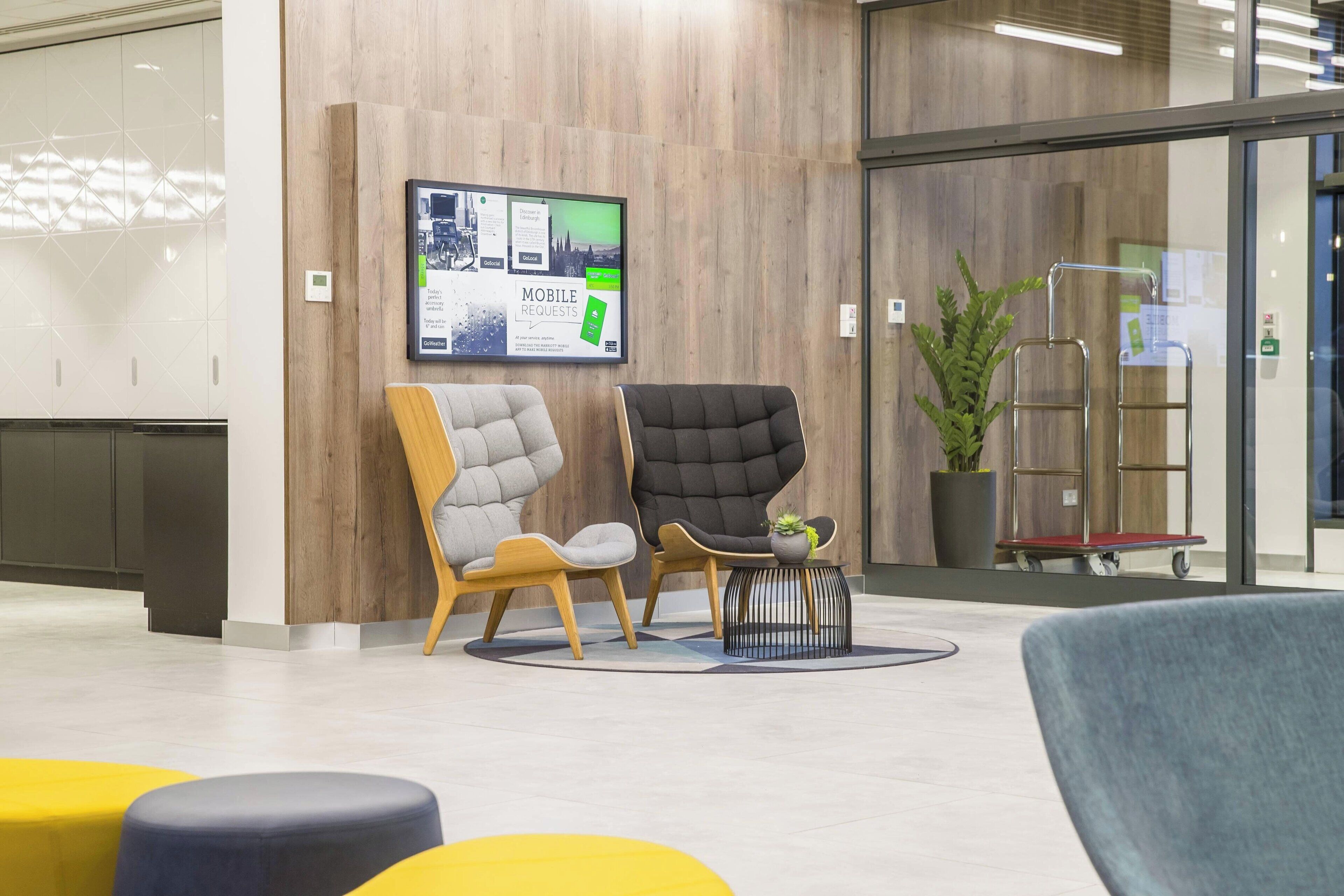 Courtyard Edinburgh West