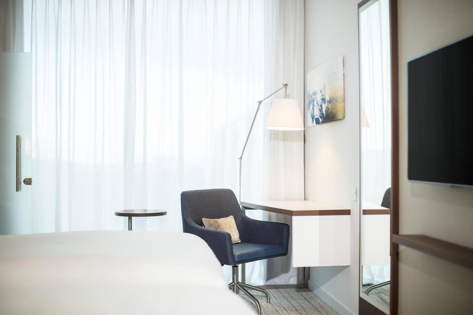 Courtyard Edinburgh West