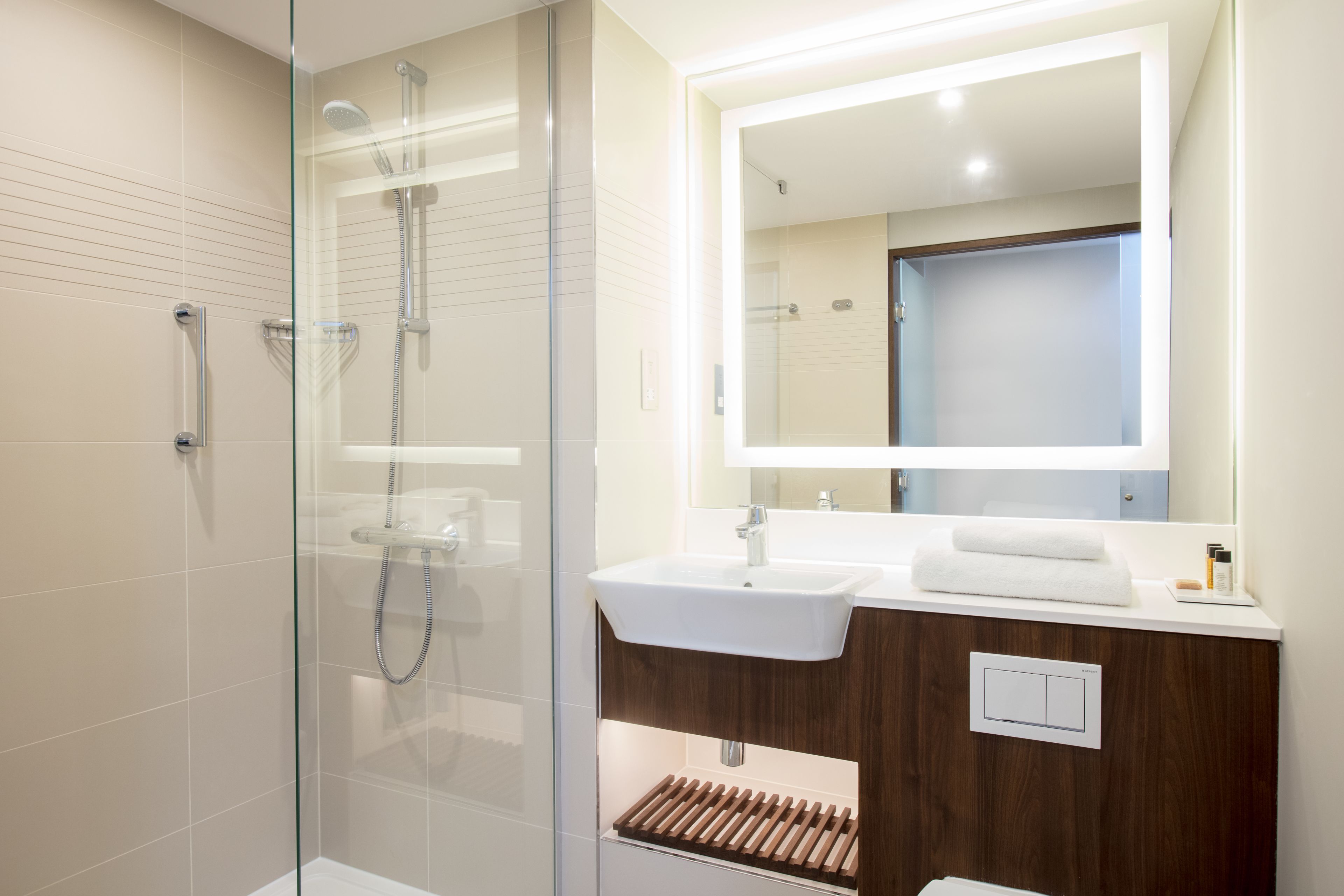 Courtyard Edinburgh West