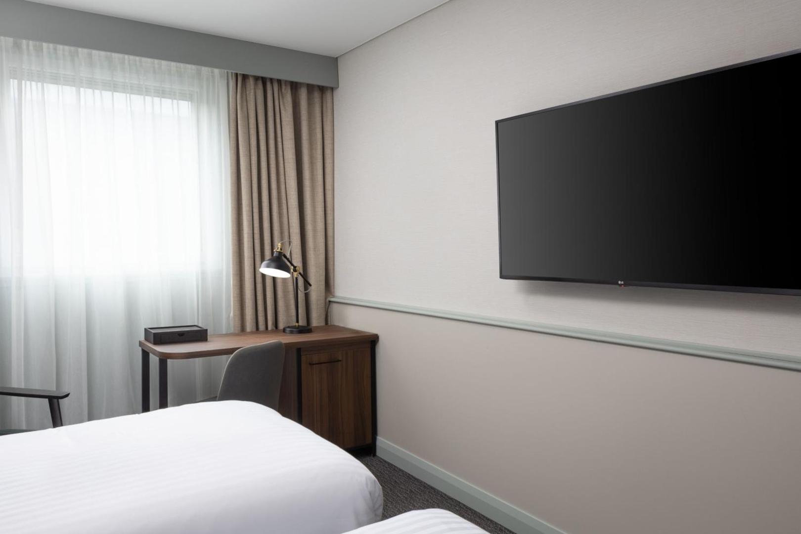 Four Points by Sheraton Edinburgh