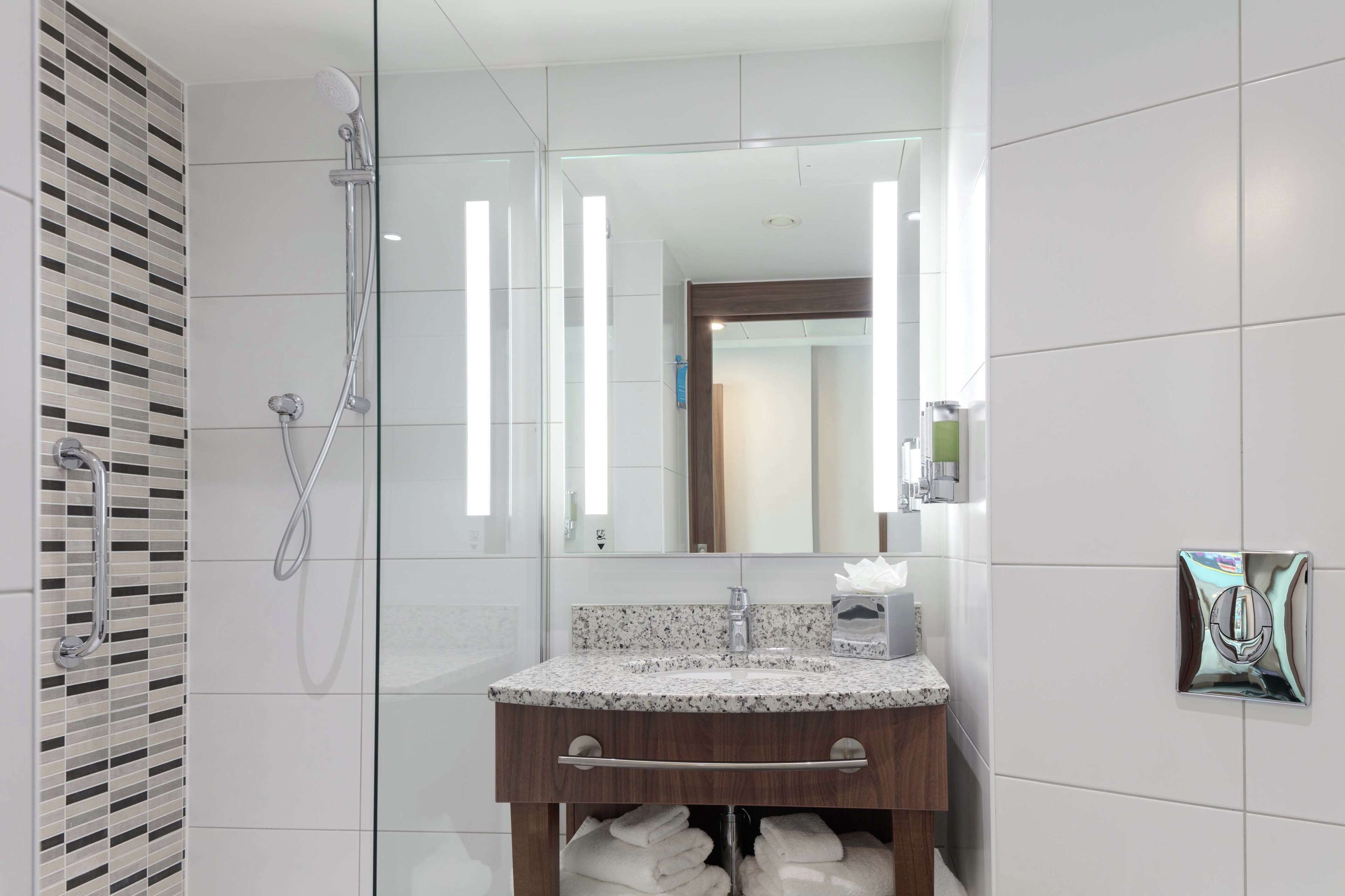 Hampton by Hilton Edinburgh Airport Hampton by Hilton Edinburgh Airport