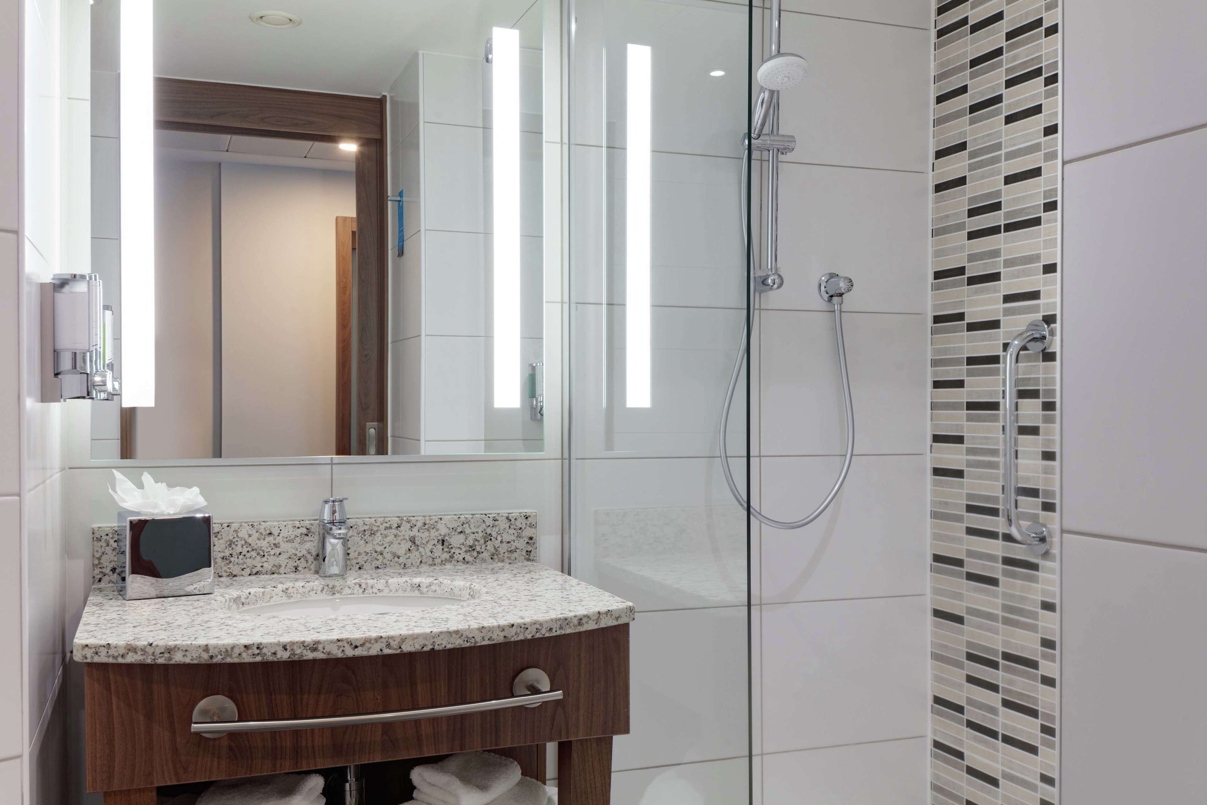 Hampton by Hilton Edinburgh Airport Hampton by Hilton Edinburgh Airport