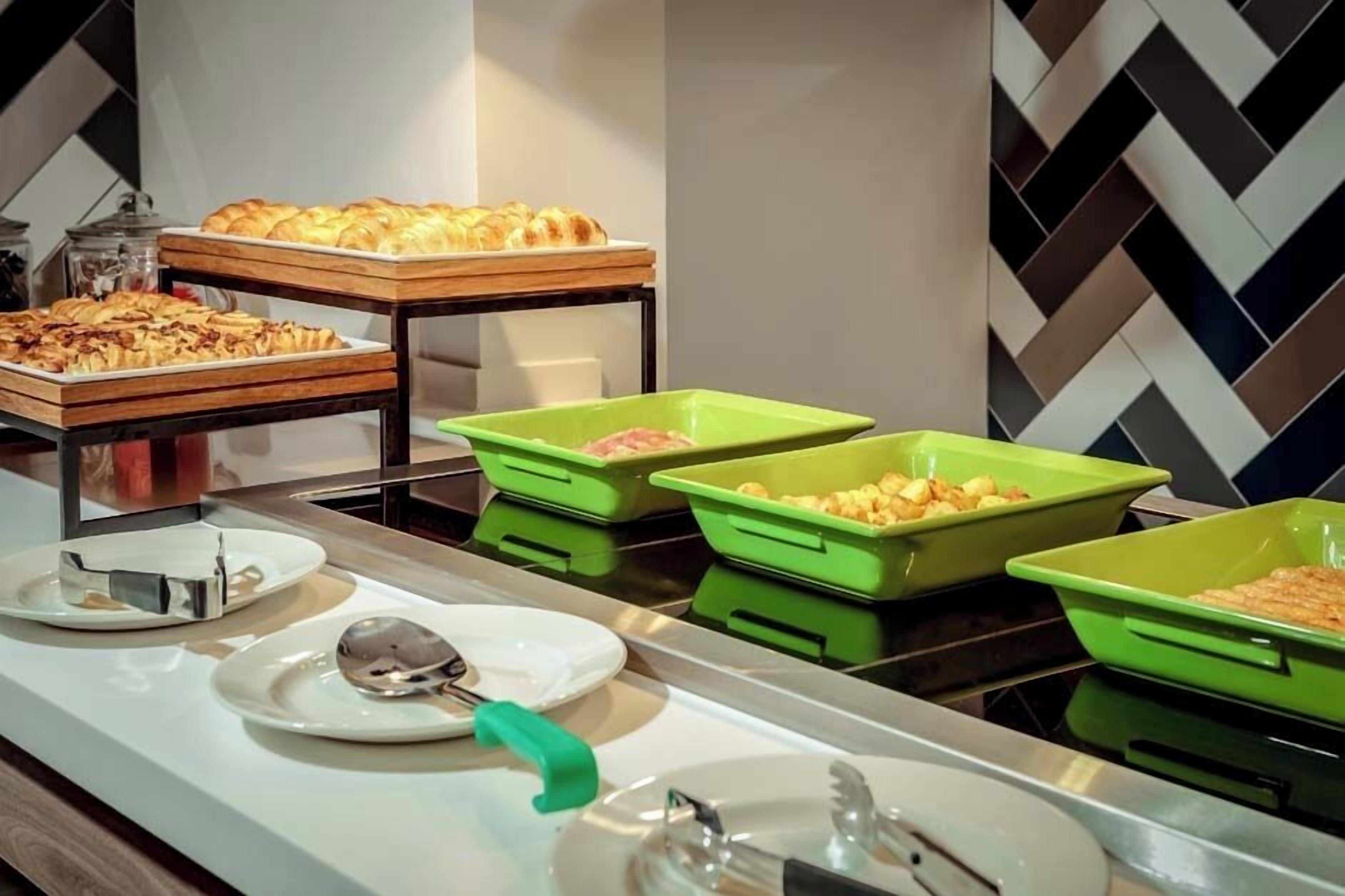 Hampton by Hilton Edinburgh Airport Hampton by Hilton Edinburgh Airport