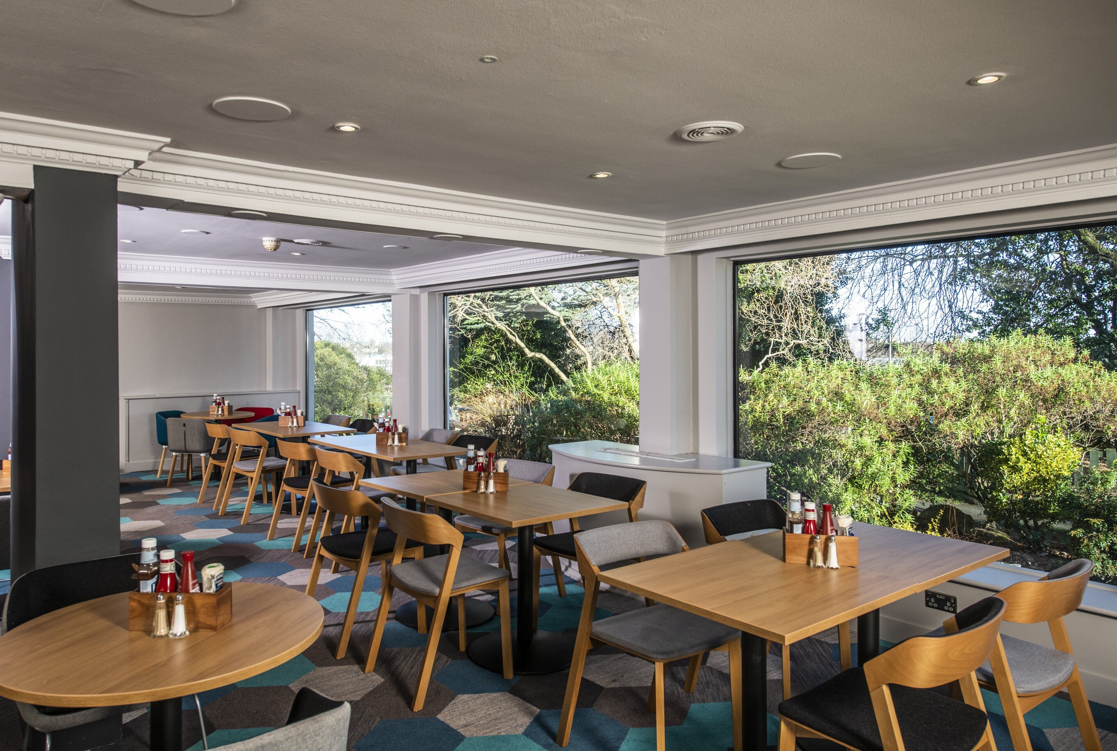 Holiday Inn Edinburgh City - West