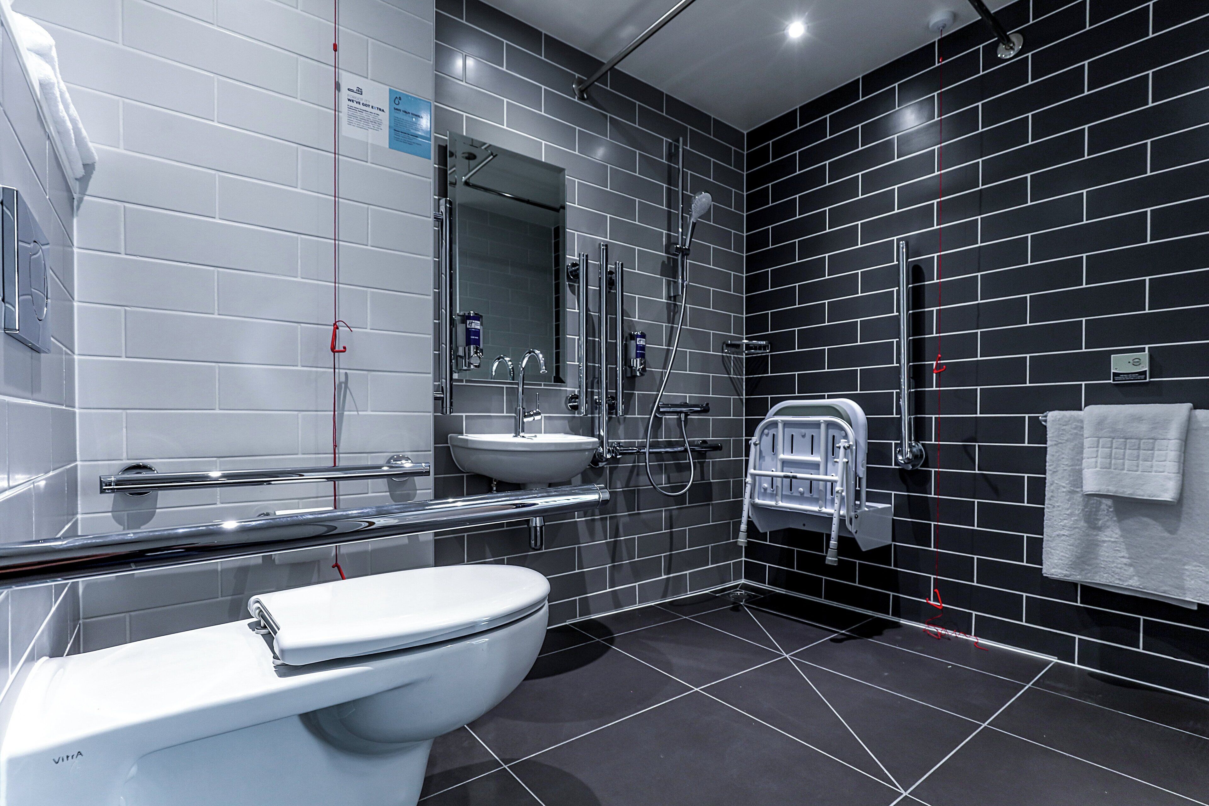 Holiday Inn Edinburgh City - West