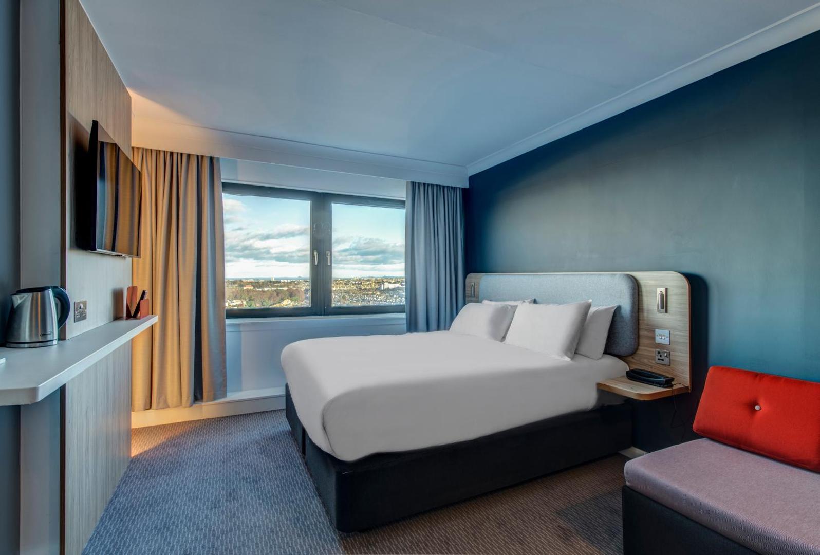 Holiday Inn Edinburgh City - West