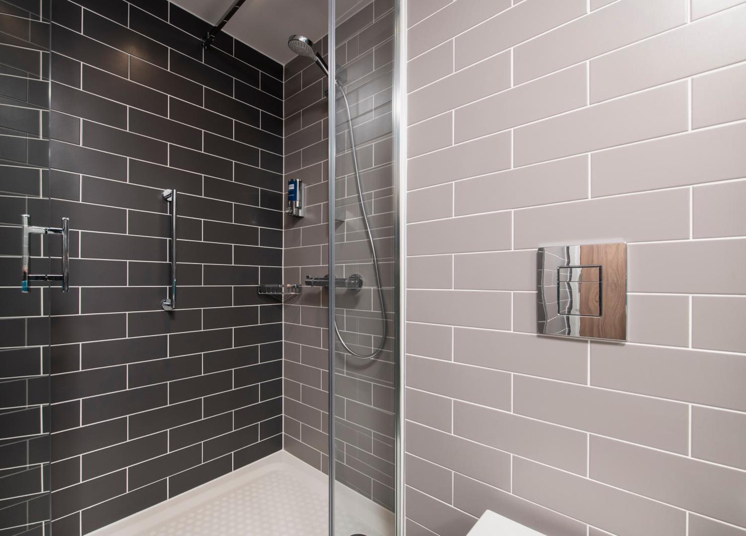 Holiday Inn Edinburgh City - West