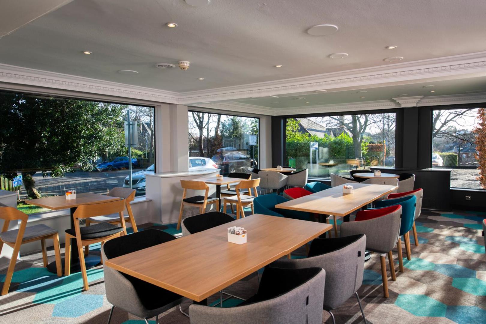 Holiday Inn Edinburgh City - West