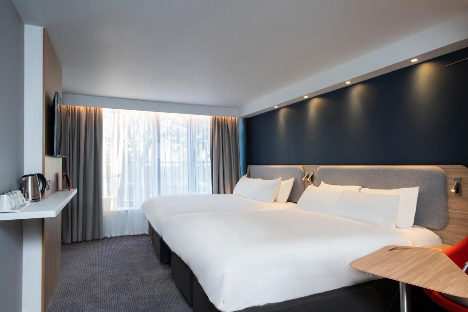 Holiday Inn Edinburgh City - West