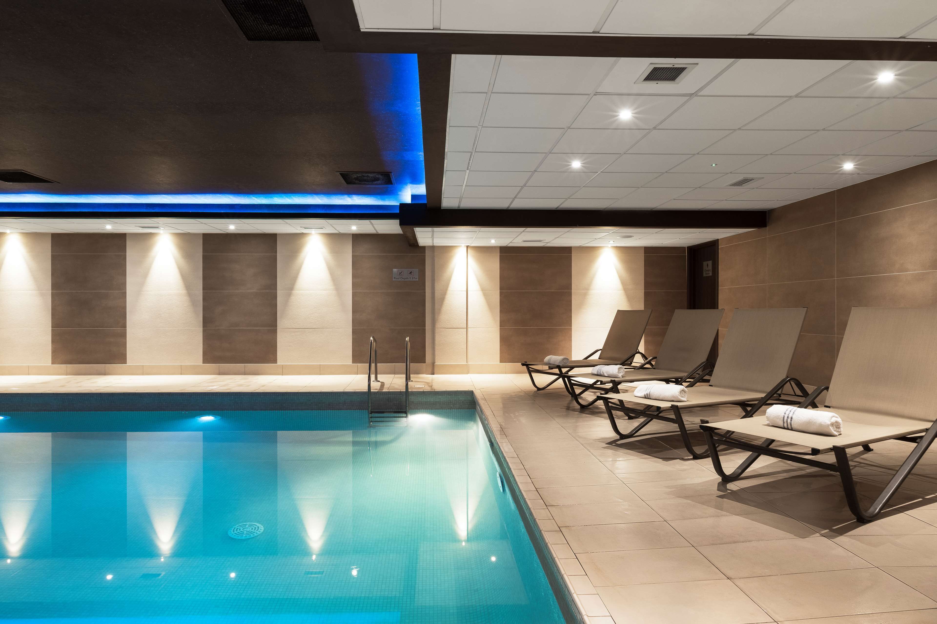 Radisson Blu Edinburgh Radisson Blu Edinburgh