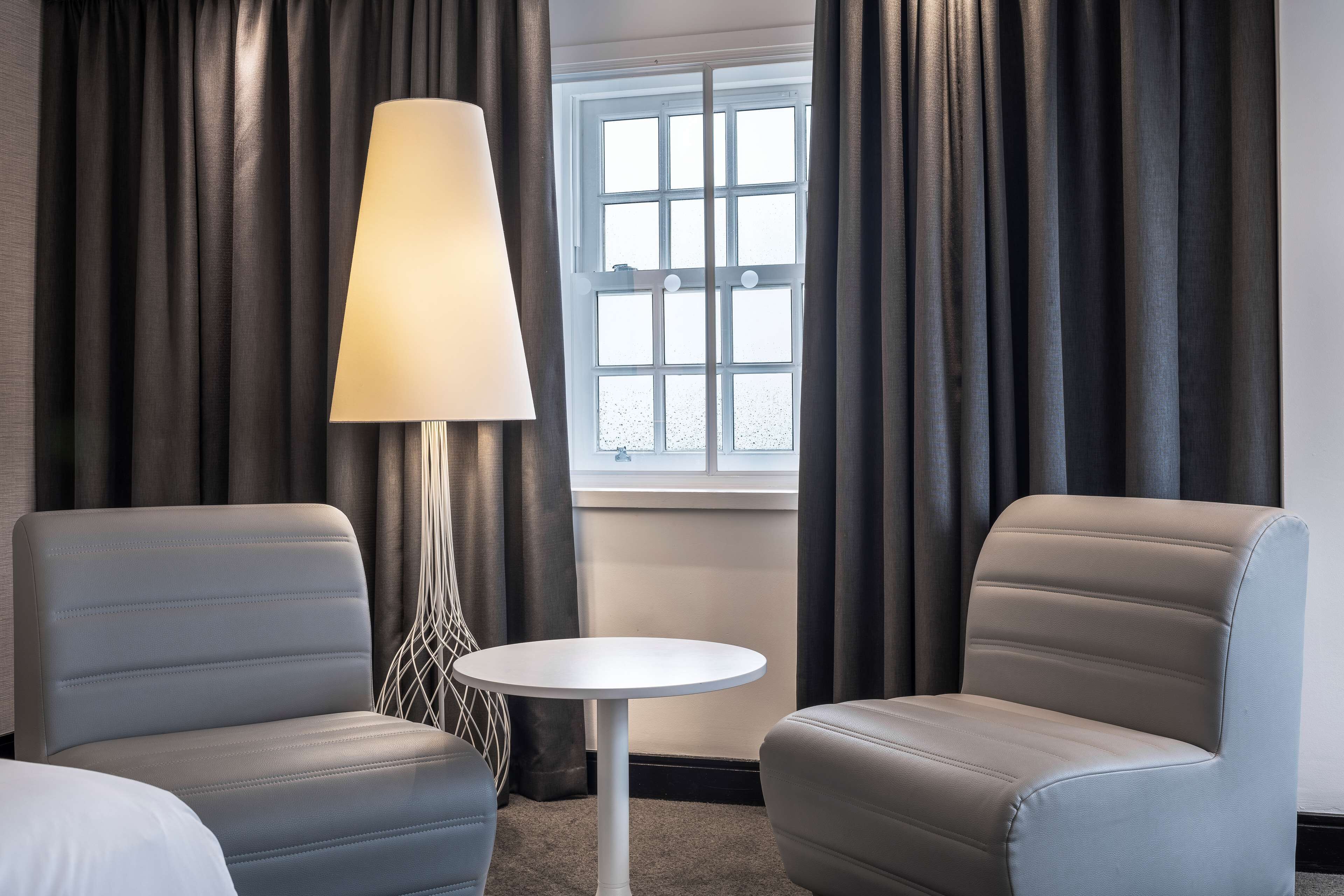 Radisson Blu Edinburgh Radisson Blu Edinburgh