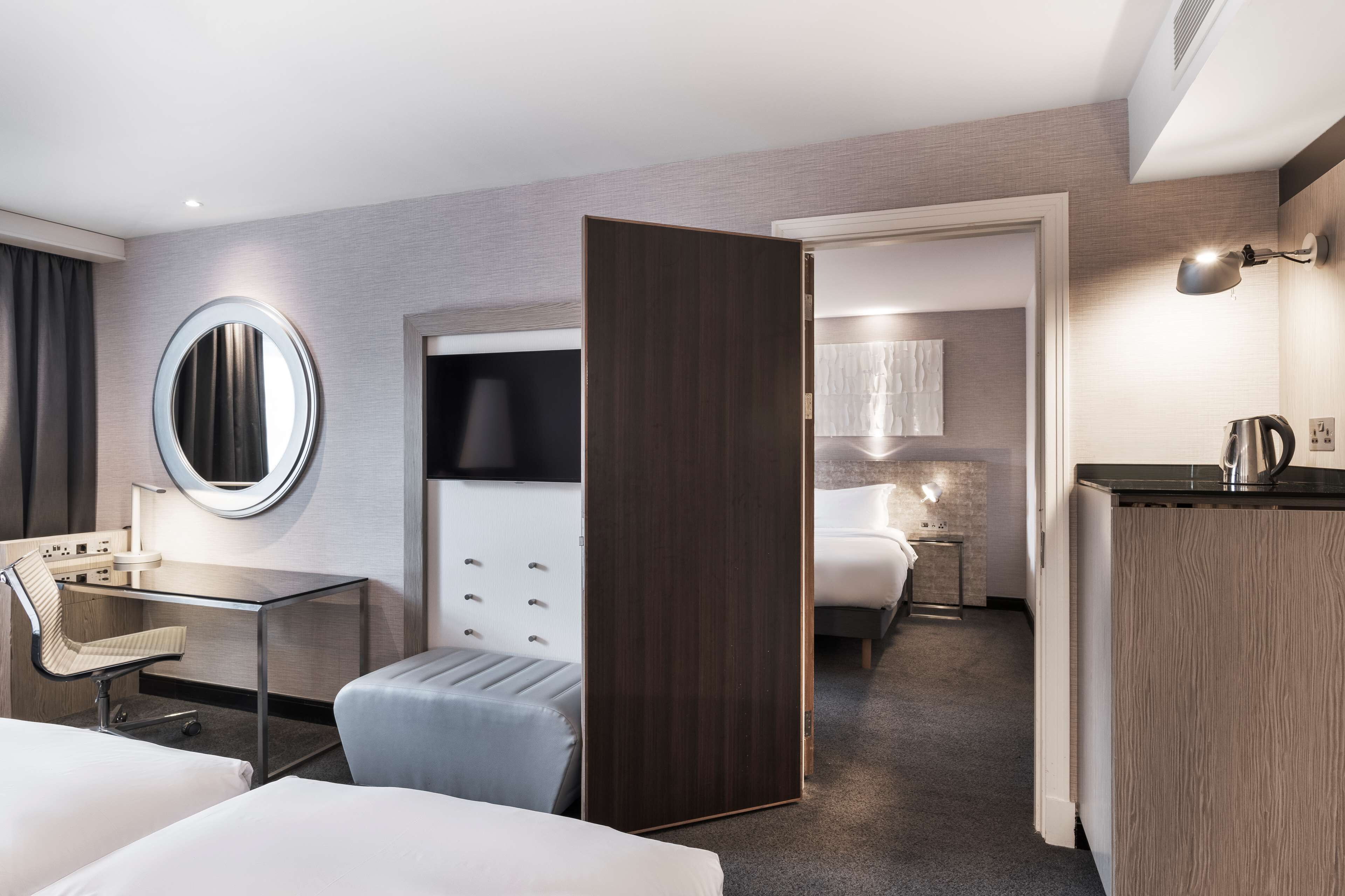 Radisson Blu Edinburgh Radisson Blu Edinburgh