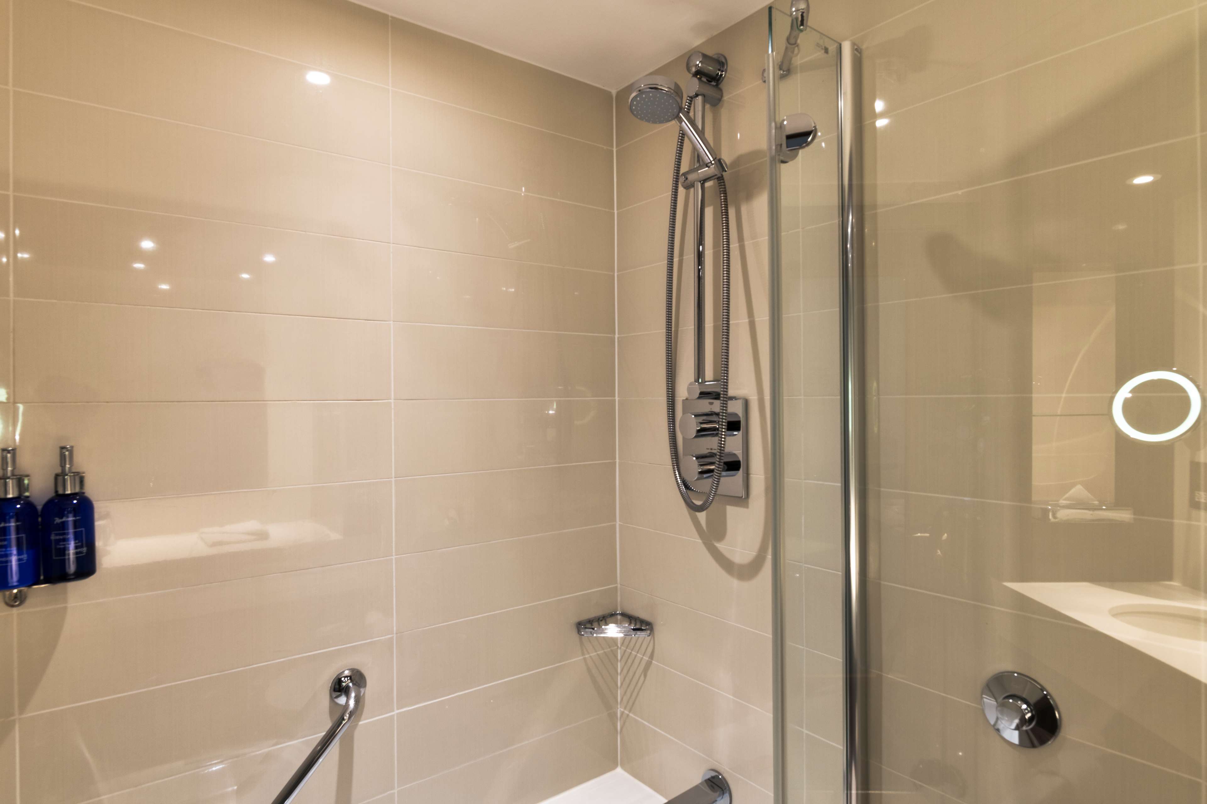 Radisson Blu Edinburgh Radisson Blu Edinburgh