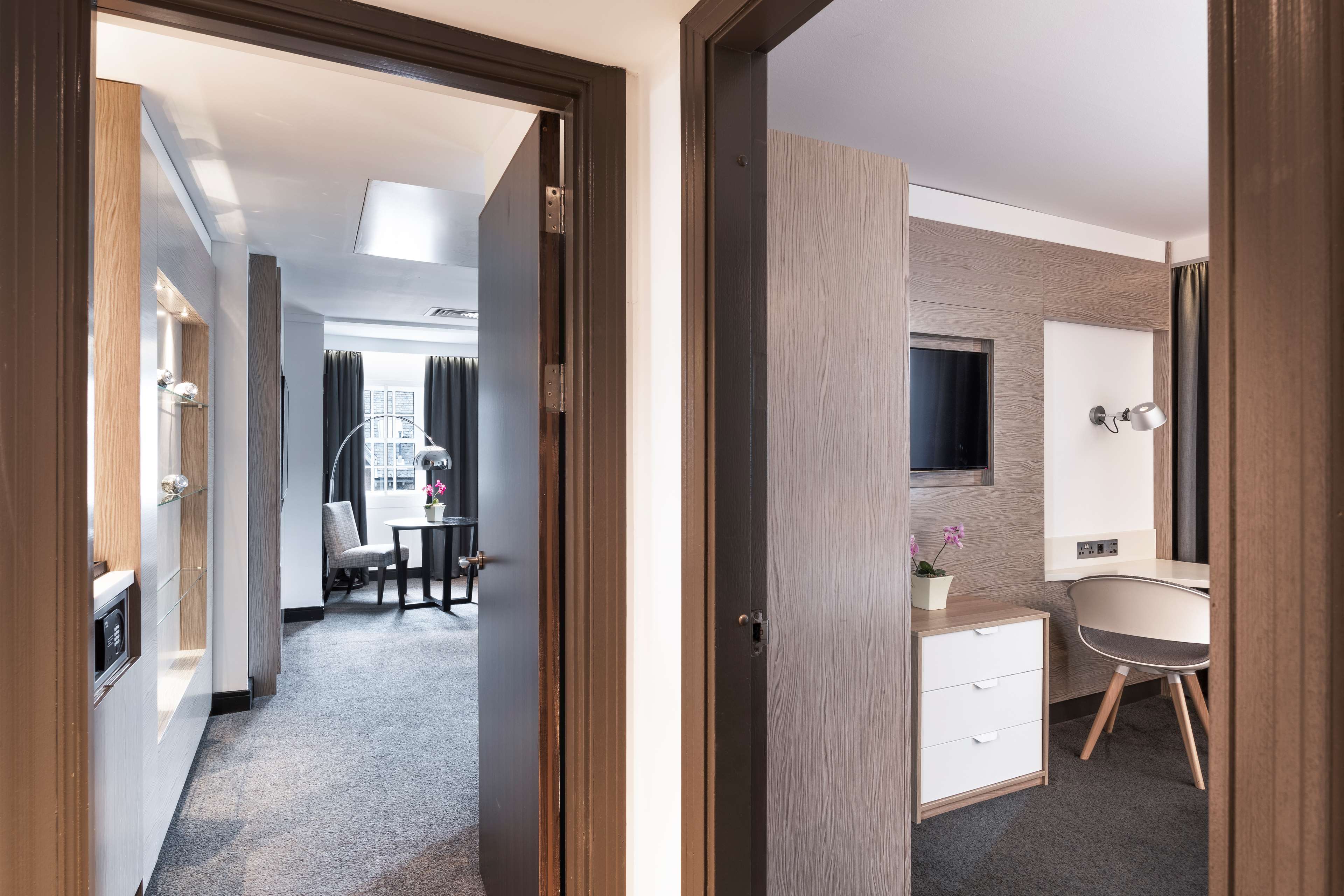 Radisson Blu Edinburgh Radisson Blu Edinburgh