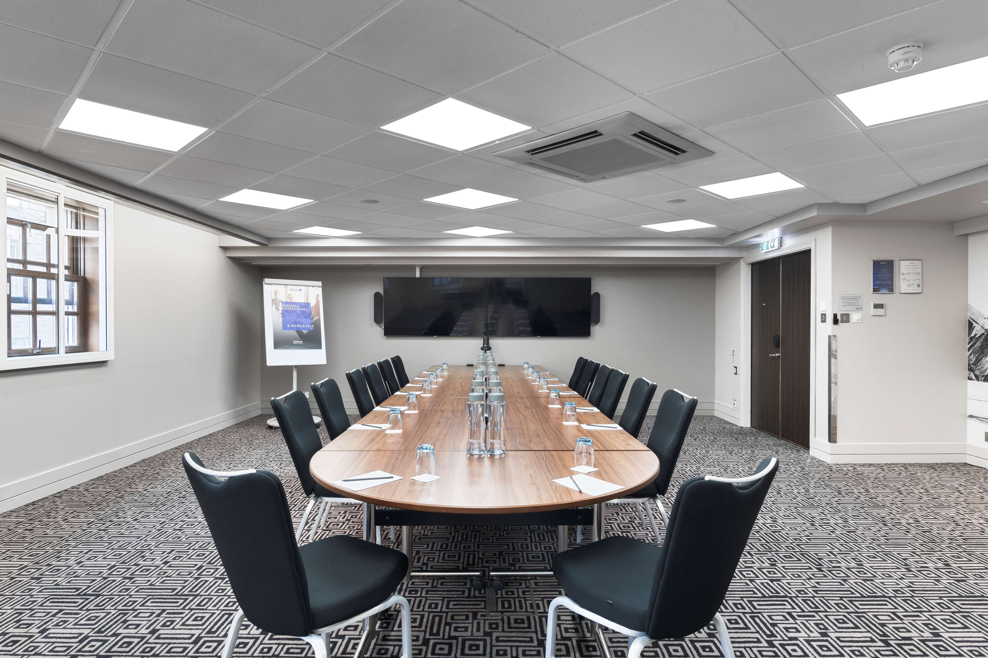 Radisson Blu Edinburgh Radisson Blu Edinburgh