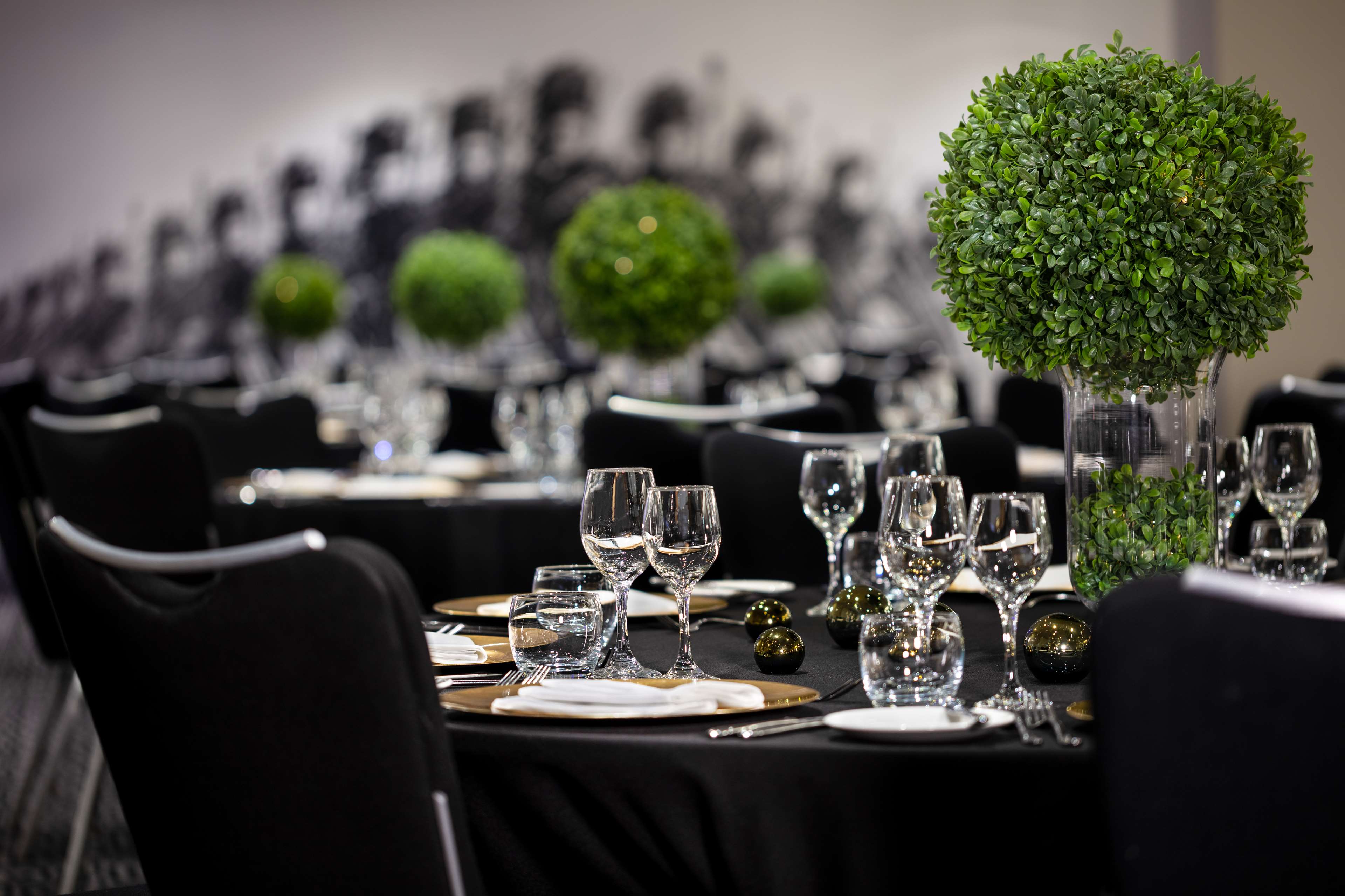 Radisson Blu Edinburgh Radisson Blu Edinburgh