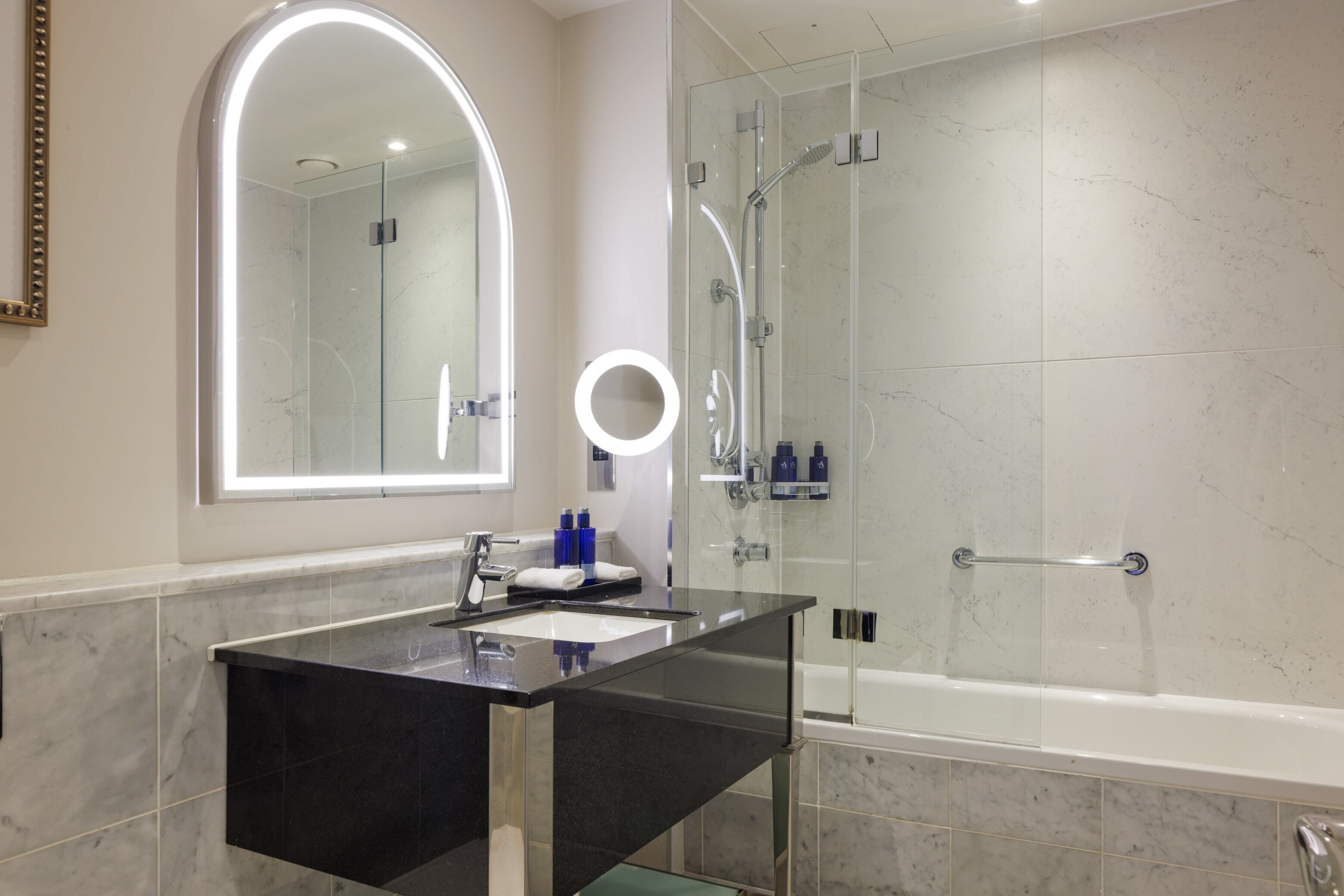 The Caledonian Edinburgh, Curio Collection by Hilton The Caledonian Edinburgh, Curio Collection by Hilton