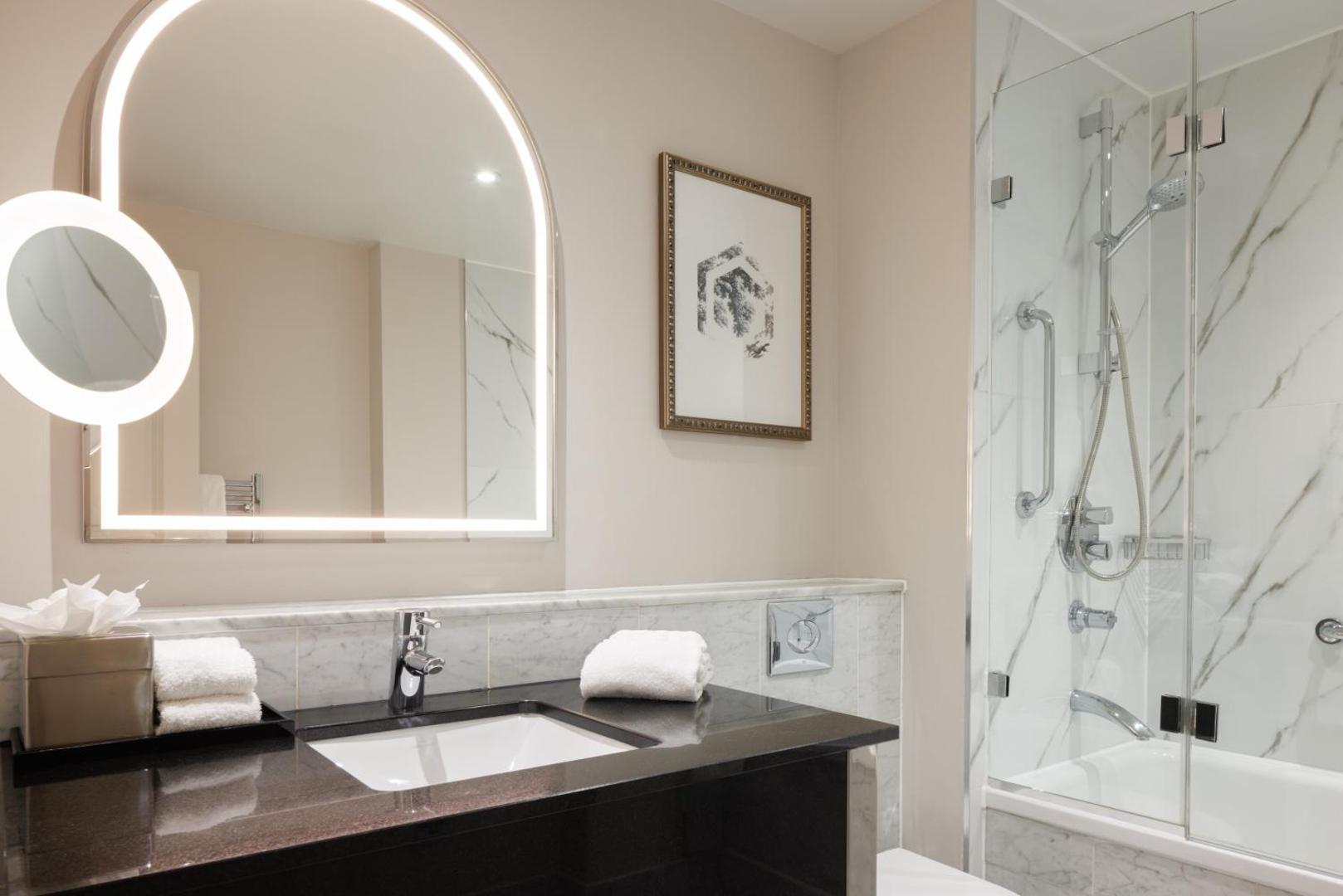 The Caledonian Edinburgh, Curio Collection by Hilton The Caledonian Edinburgh, Curio Collection by Hilton