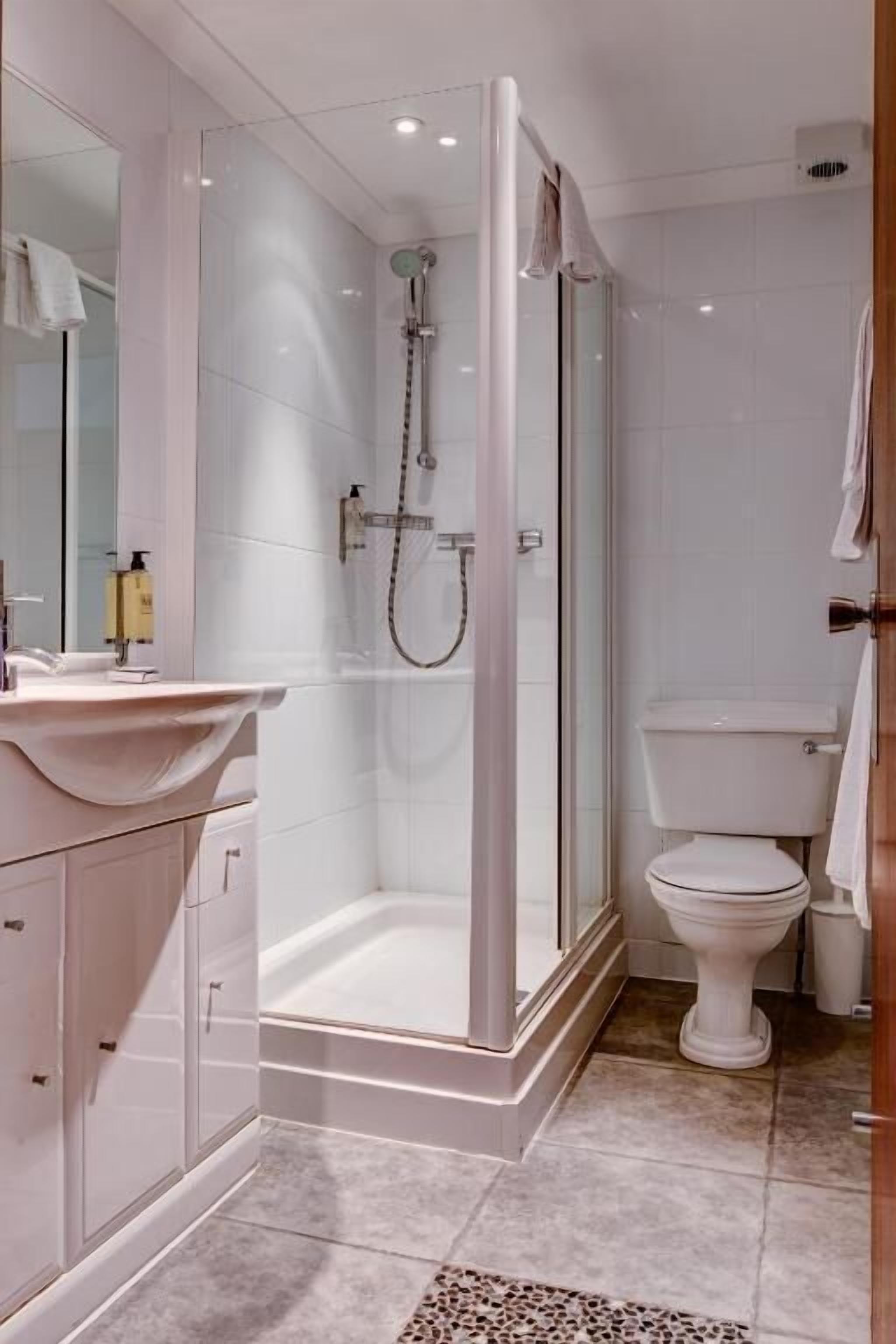 Best Western Plus The Connaught Hotel & Spa Best Western Plus The Connaught Hotel & Spa