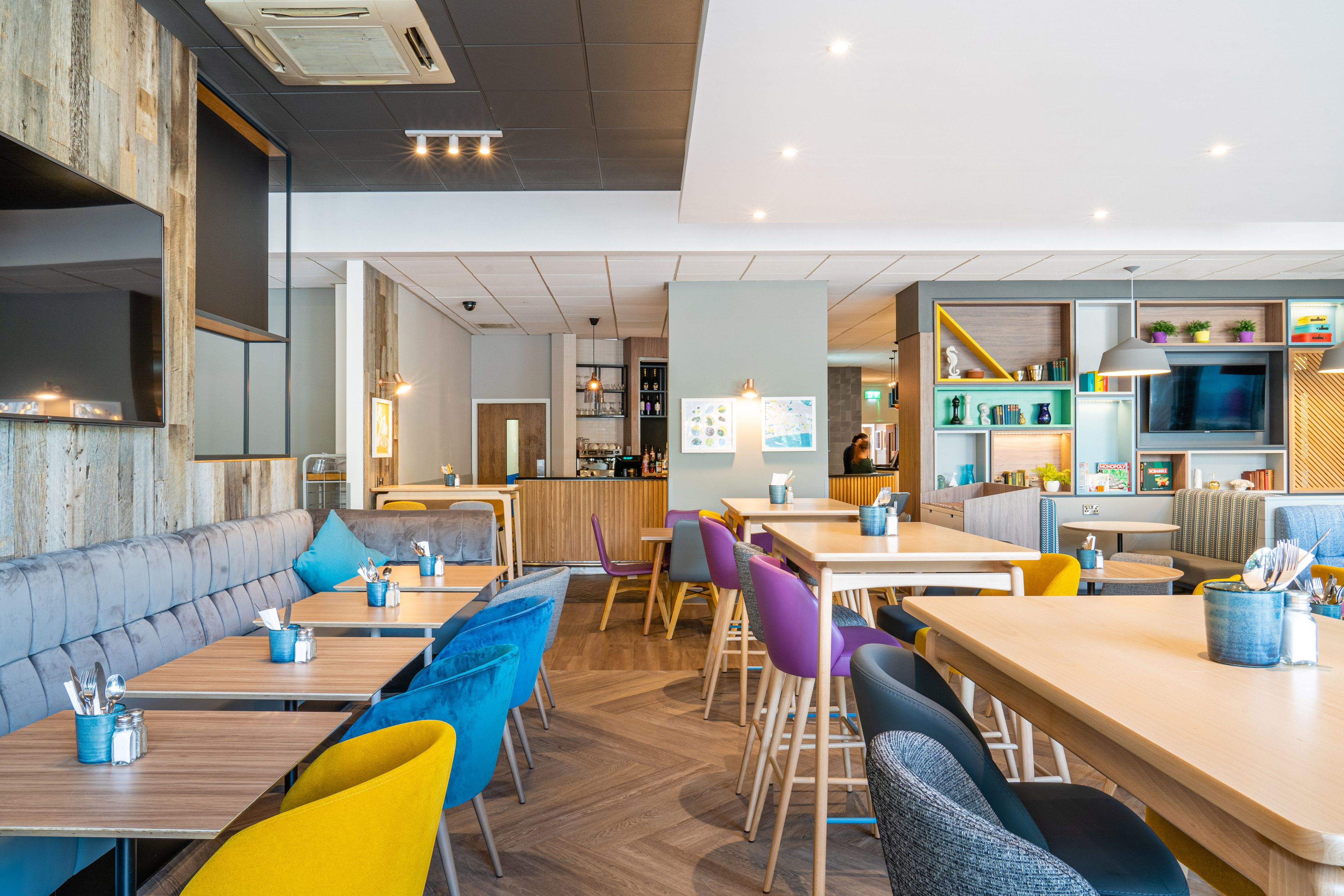 Holiday Inn Bournemouth Holiday Inn Bournemouth