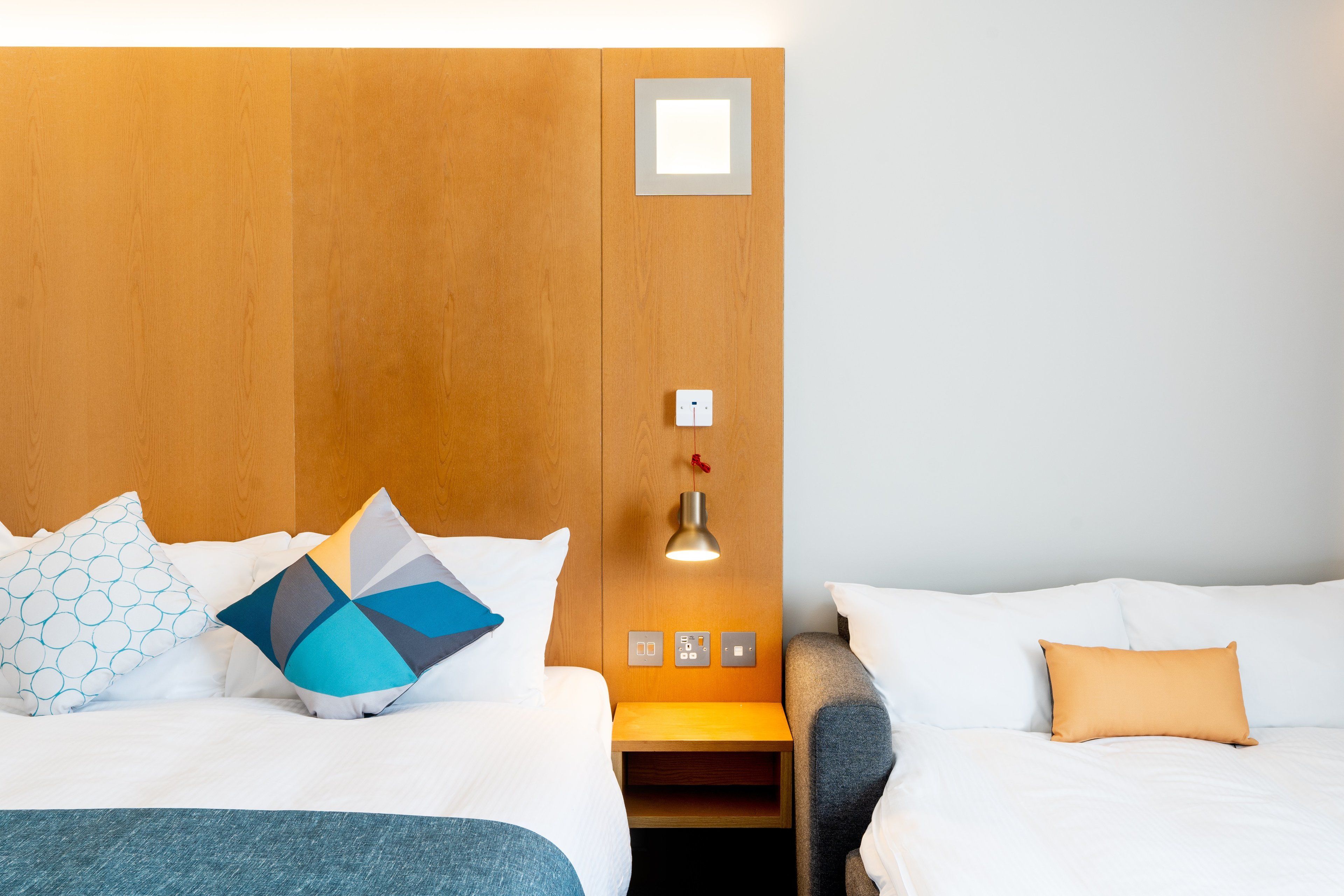 Holiday Inn Bournemouth Holiday Inn Bournemouth