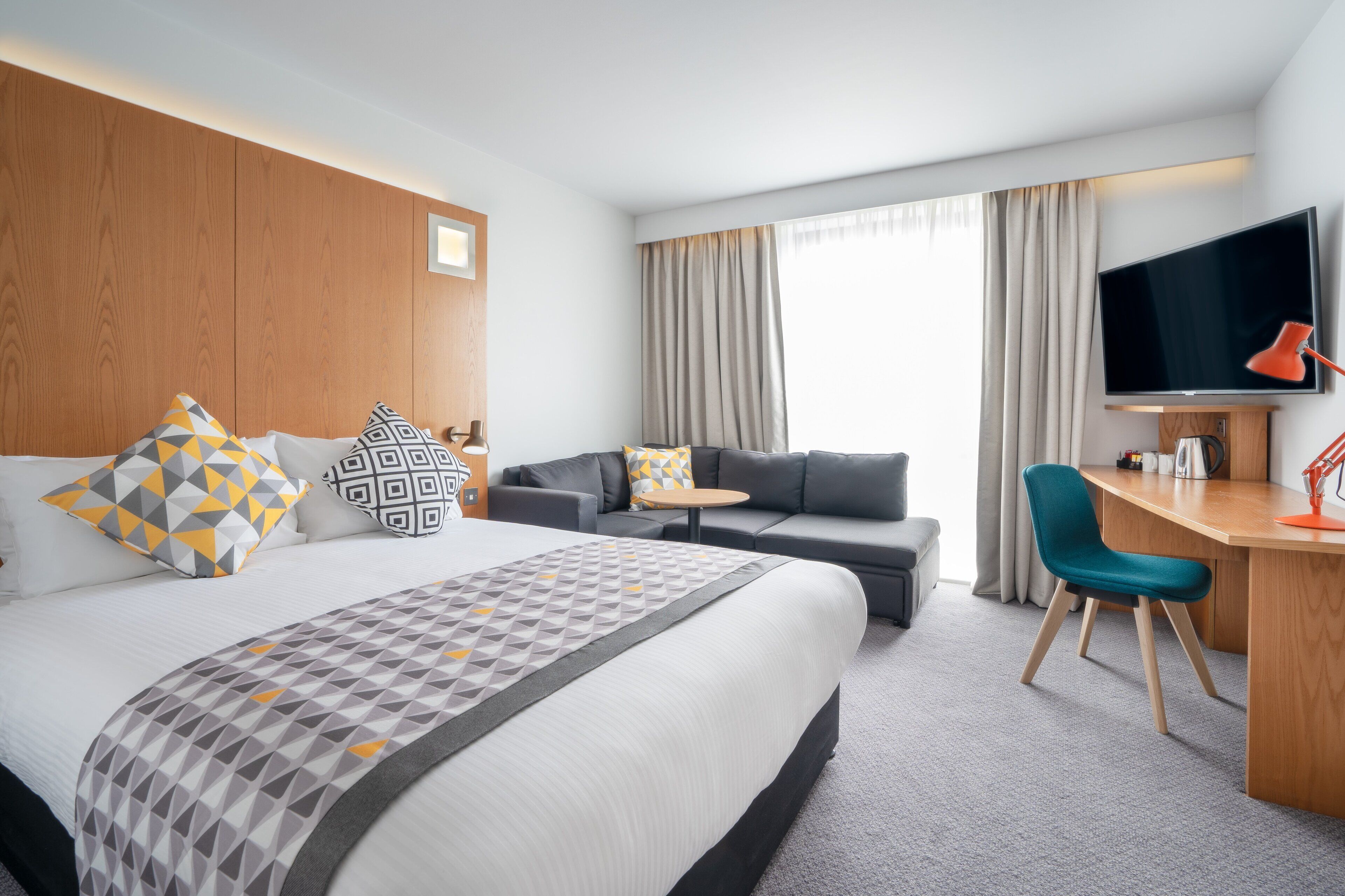 Holiday Inn Bournemouth Holiday Inn Bournemouth