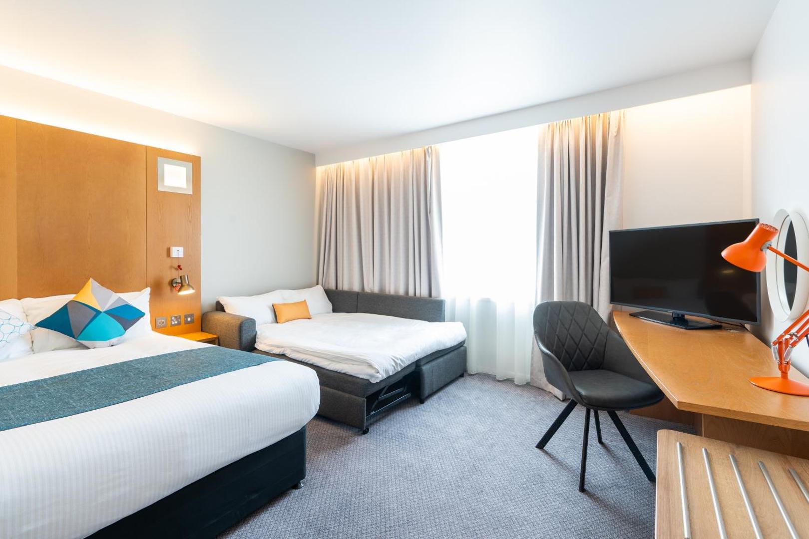 Holiday Inn Bournemouth Holiday Inn Bournemouth
